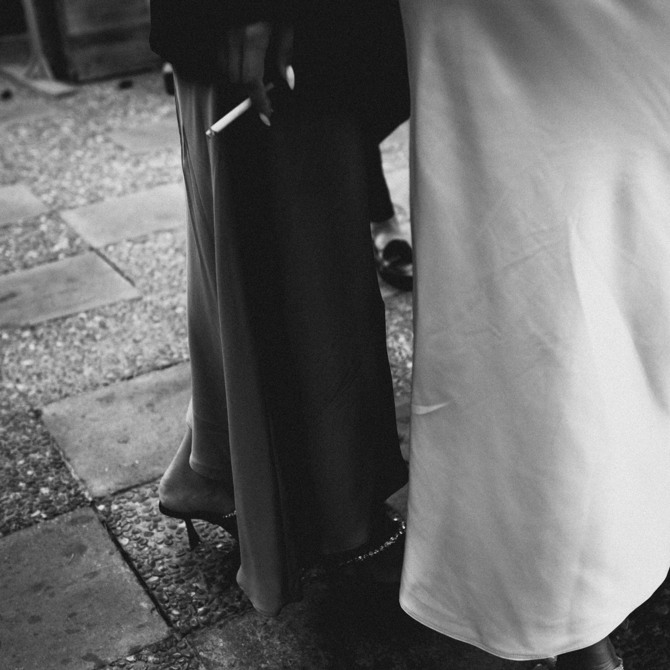 Russian Romance in Barcelona: Ideal Setting for USA Wedding Photo Perfection