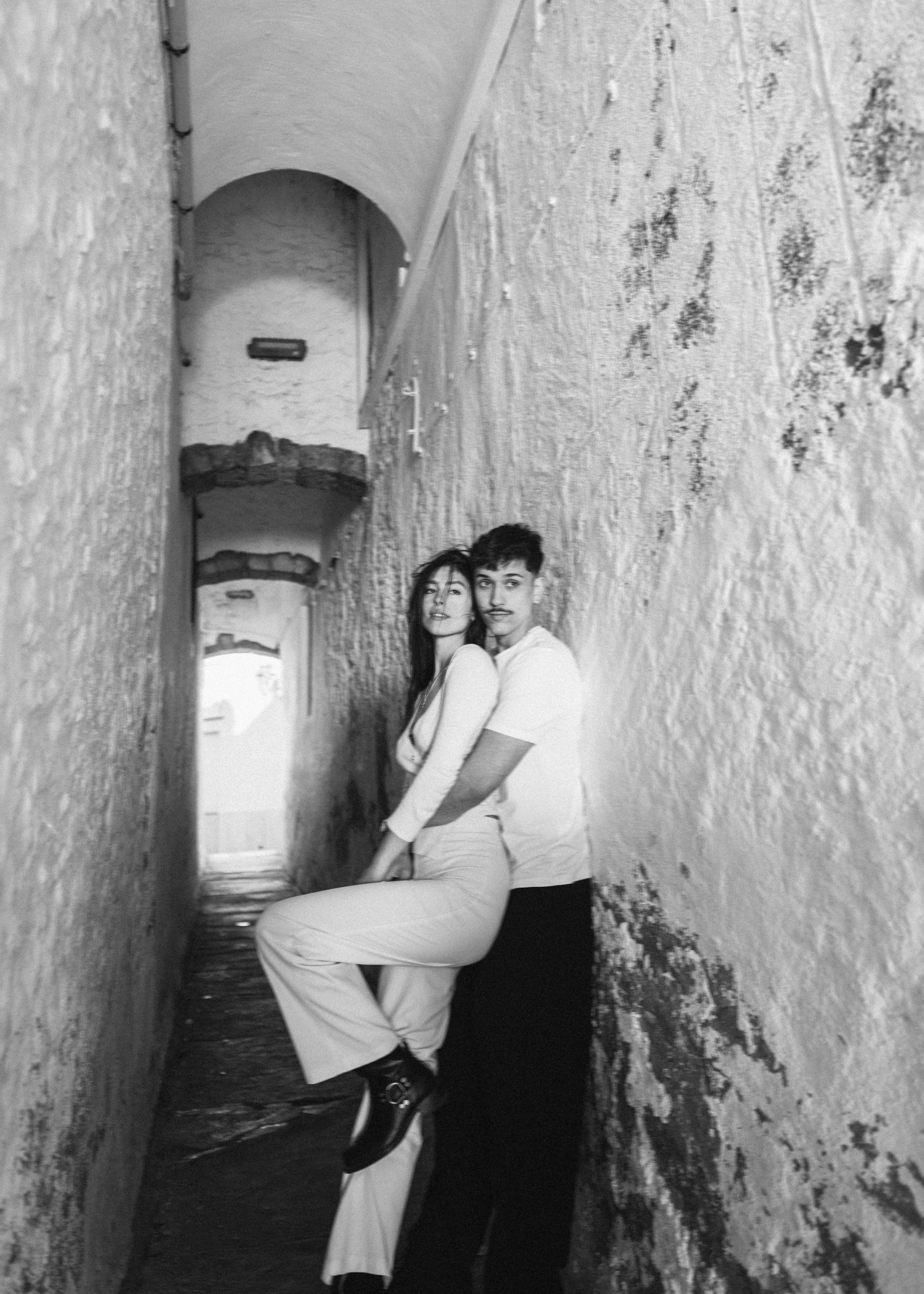 Urban Love Chronicles: Fine Art Couple Portraiture in Sitges
