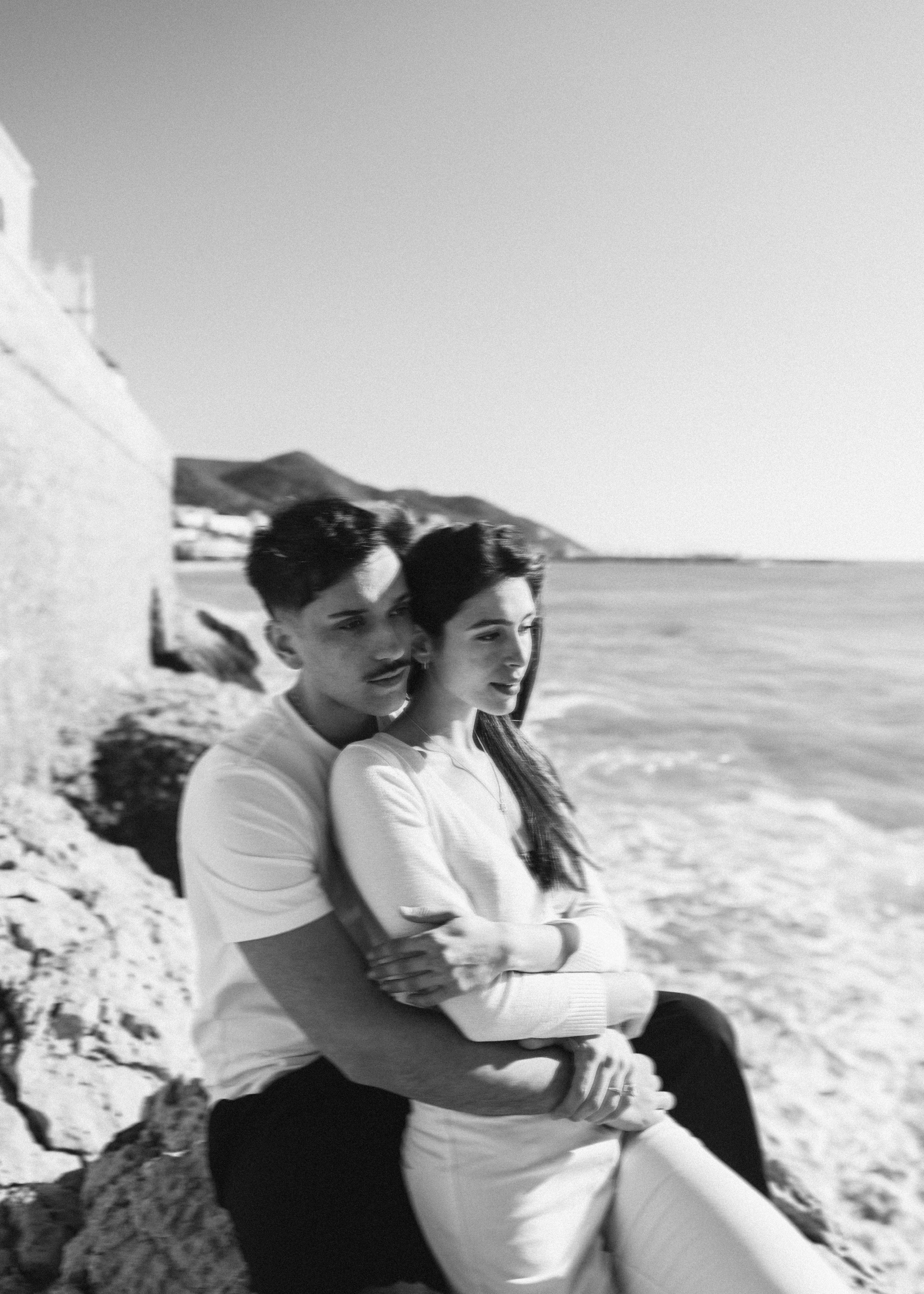 Editorial Elegance: Fine Art Couple Portraits in Sitges