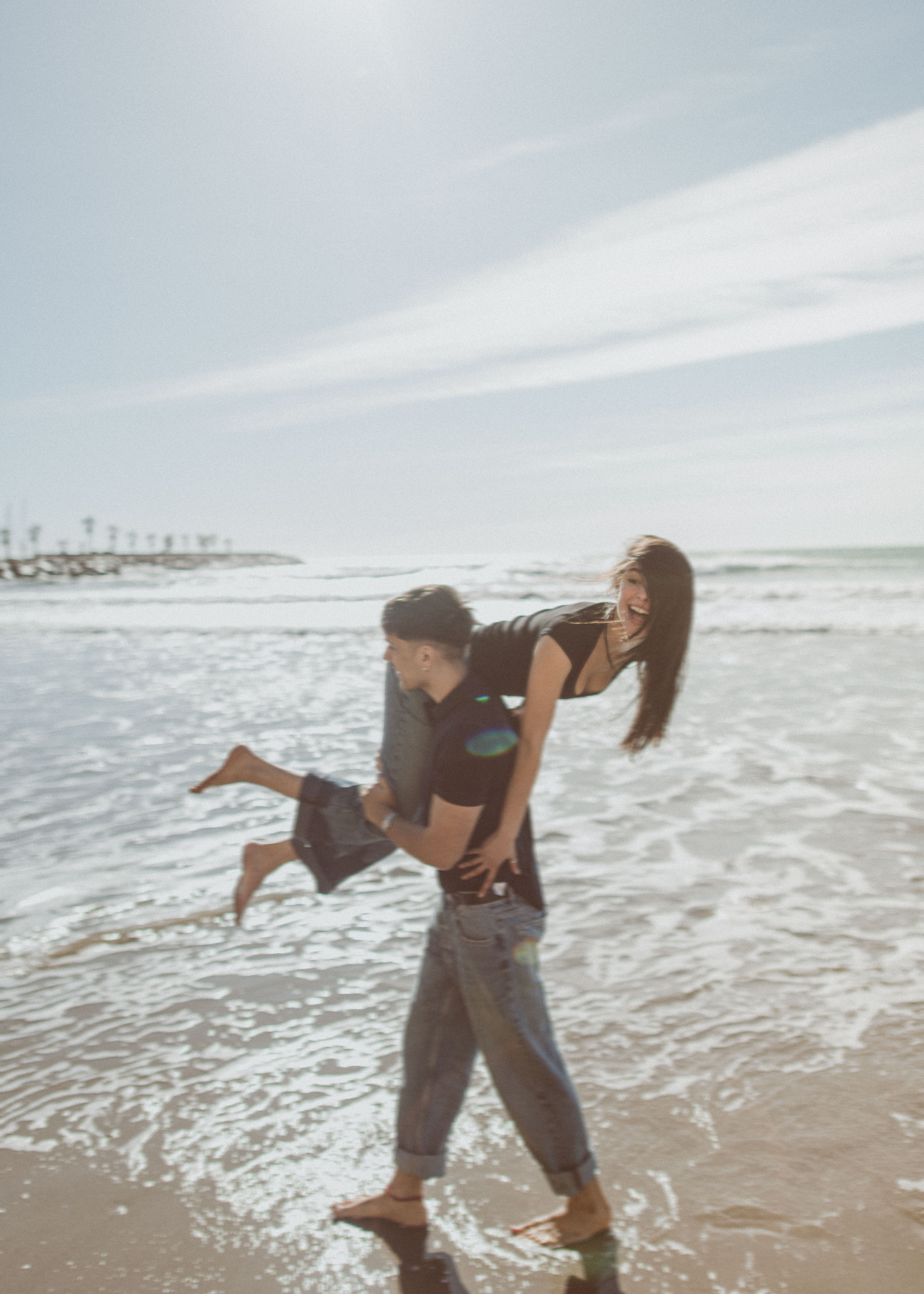 Coastal Escapes: Creative Couple Photography by Sitges' Beaches