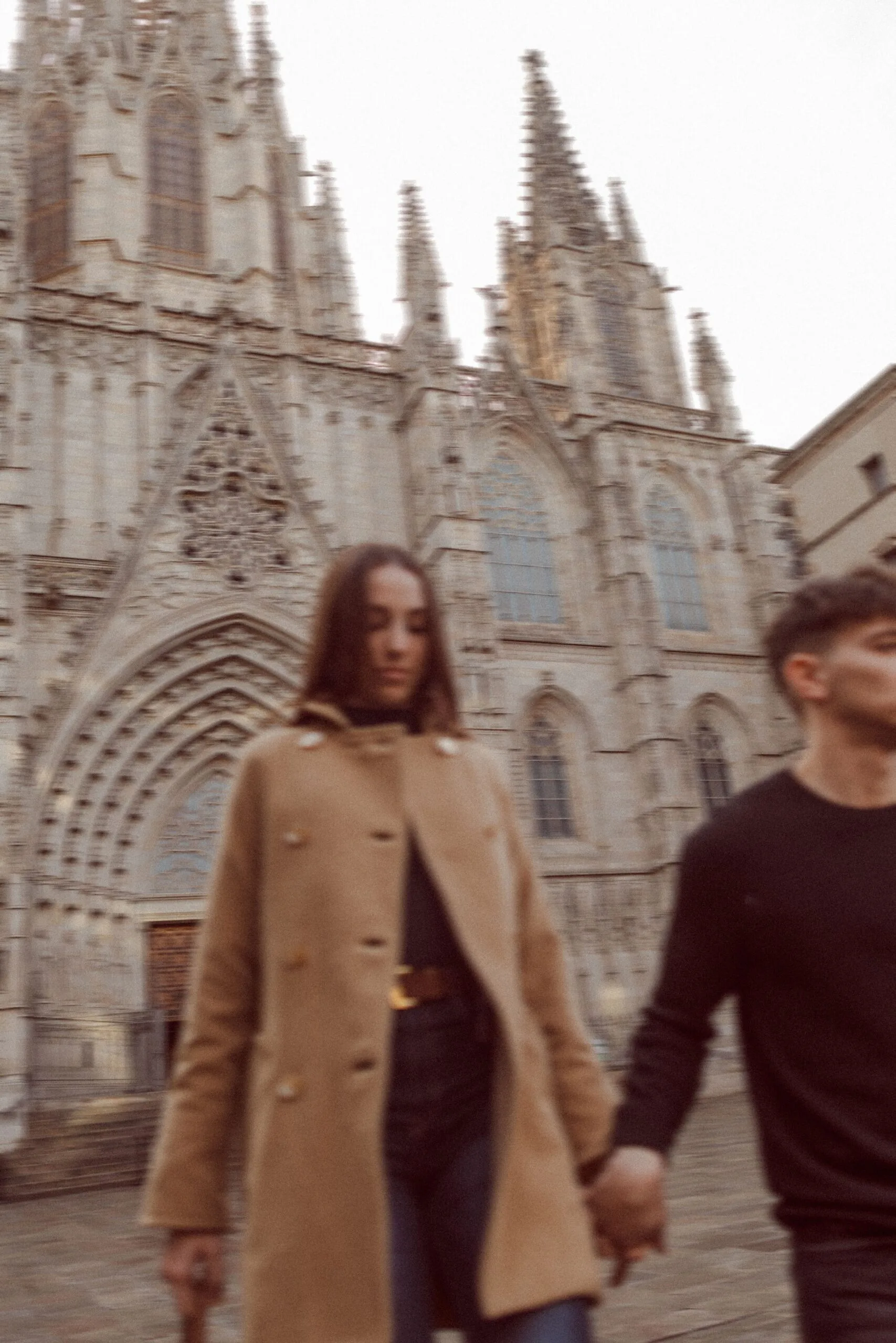 Couple photographer in El Born, Barcelona