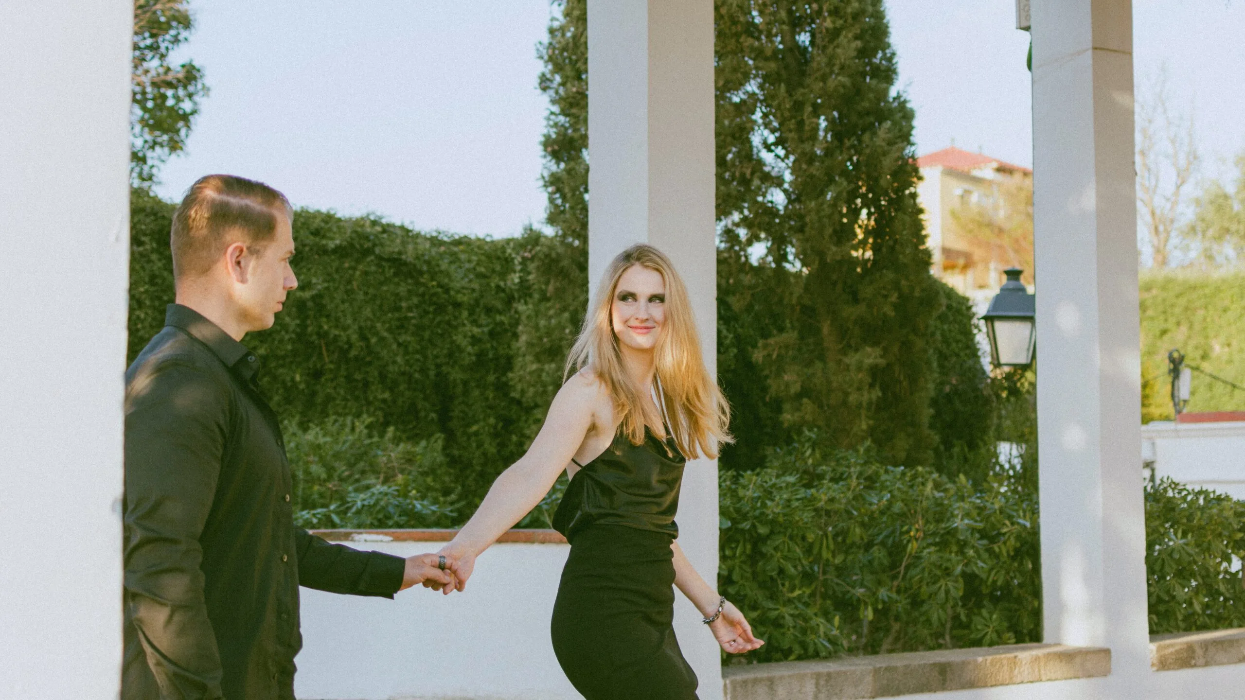 Experiență exclusivistă de fotografie de cuplu în Barcelona