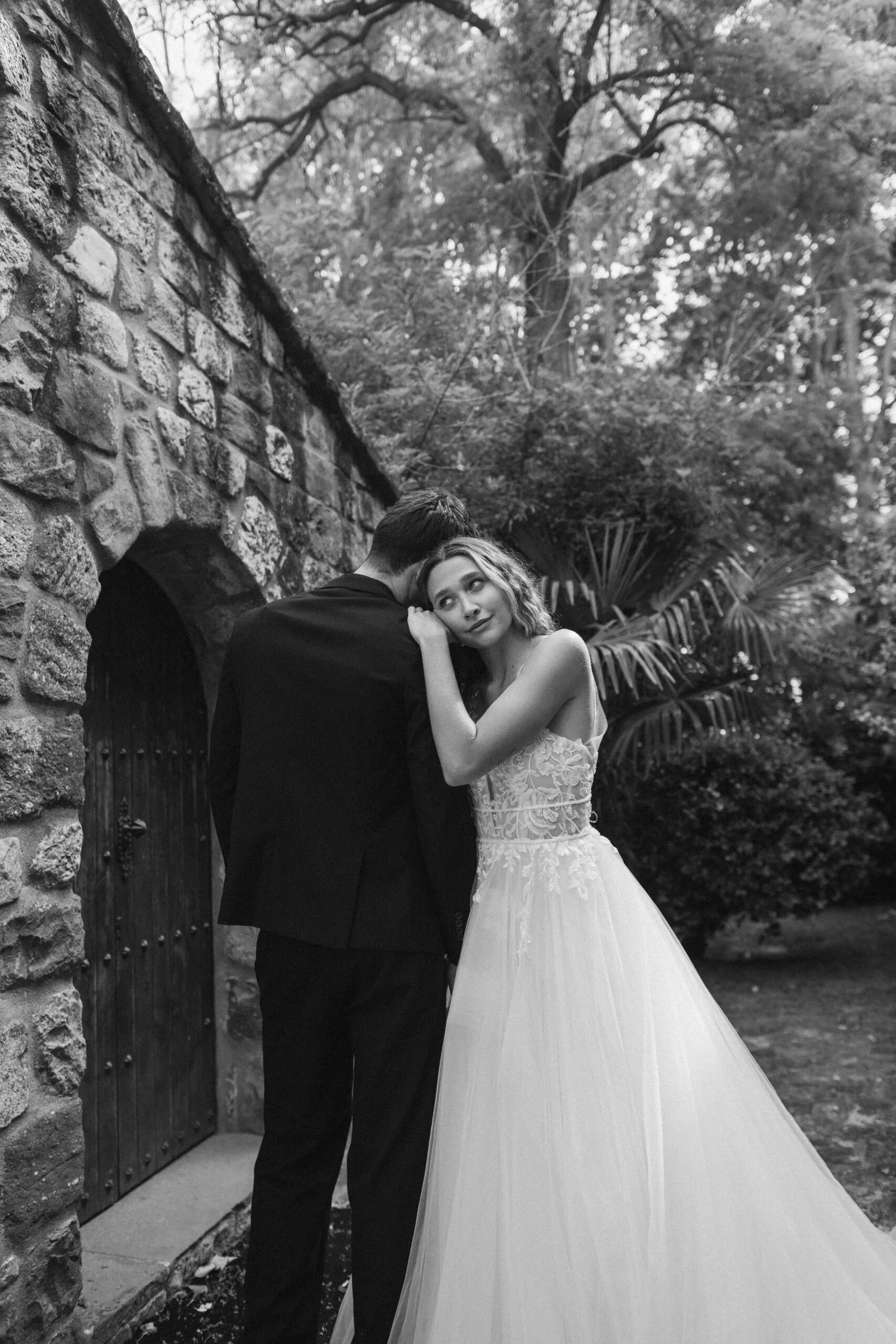Wedding photographer Barcelona - intimate moment