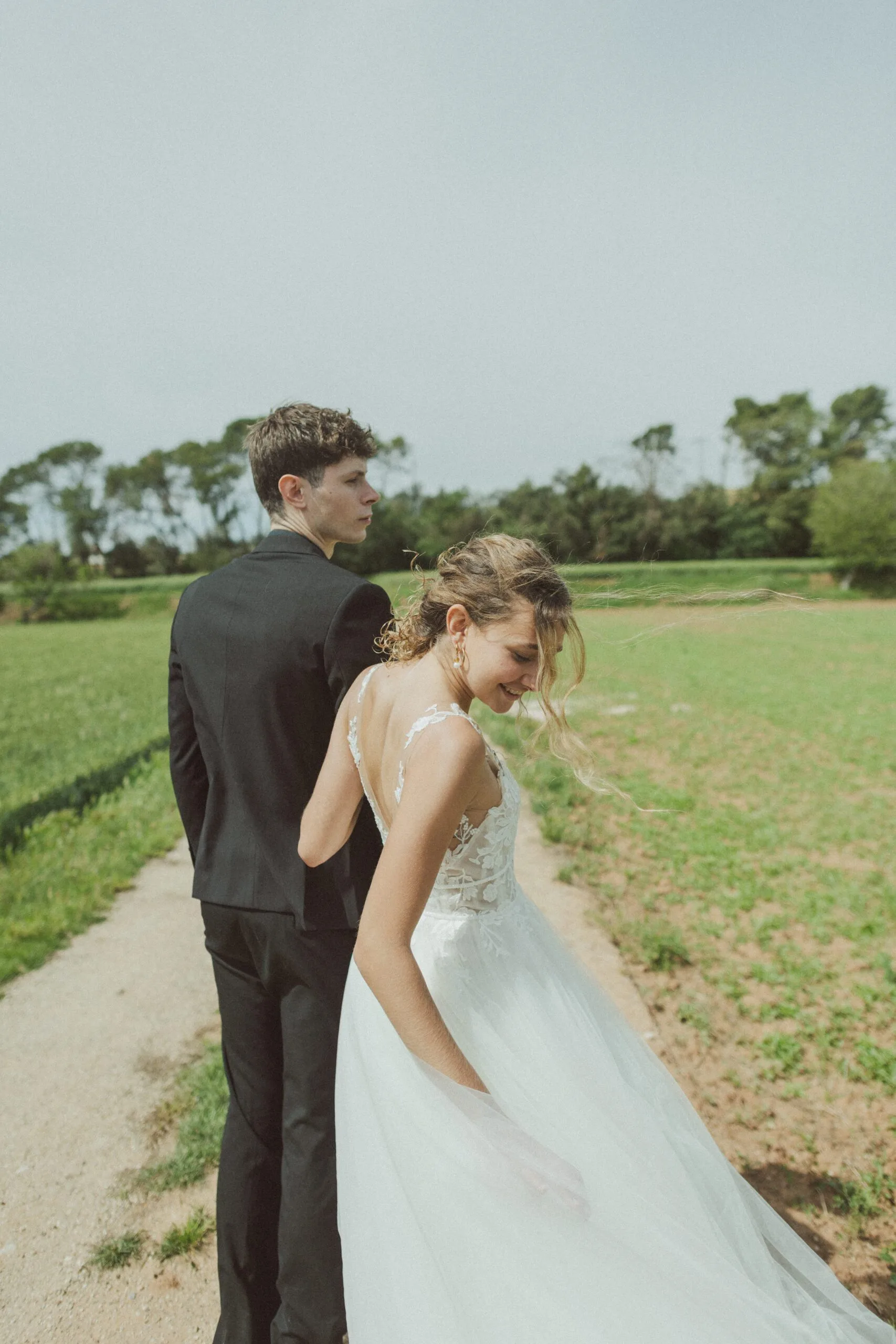 Wedding photographer Barcelona - love and laughter