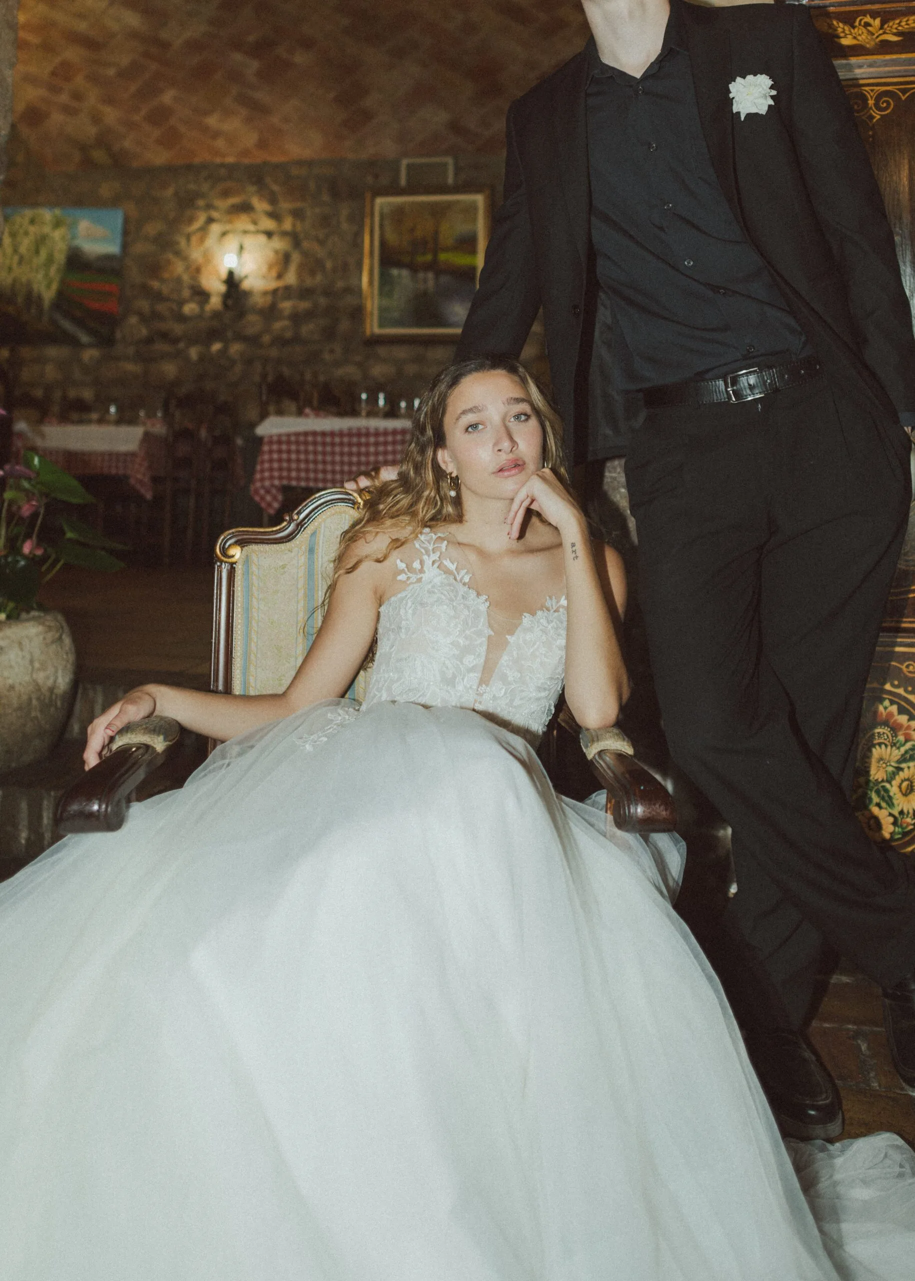 Wedding photographer Barcelona - candid laughter