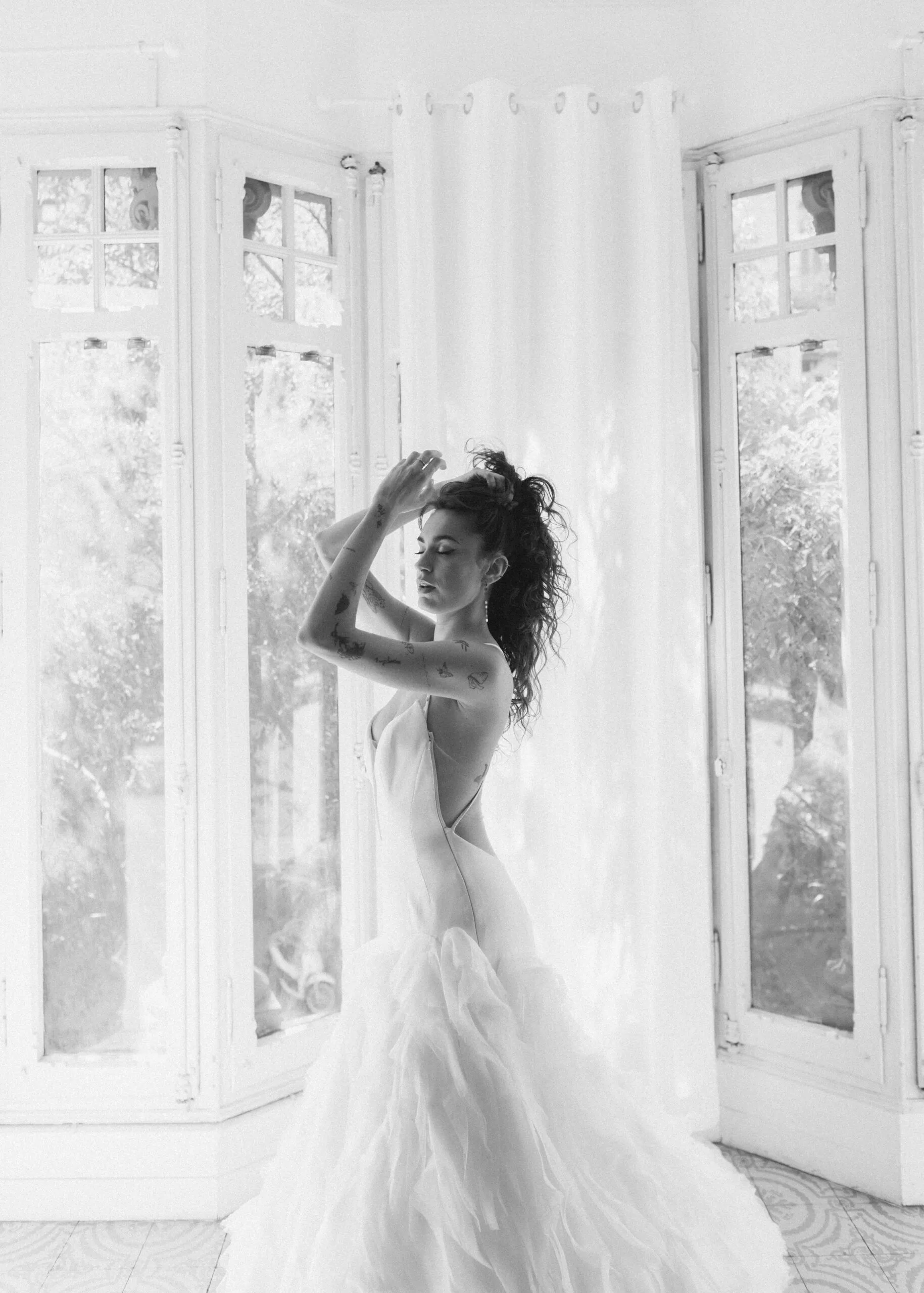 Elegant wedding dress by Ines di Santo at Bridal Avenue Barcelona