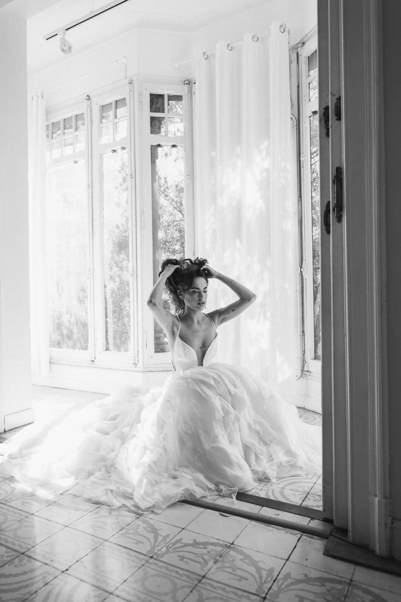 Elegant bridal gown by Ines di Santo at Bridal Avenue Barcelona