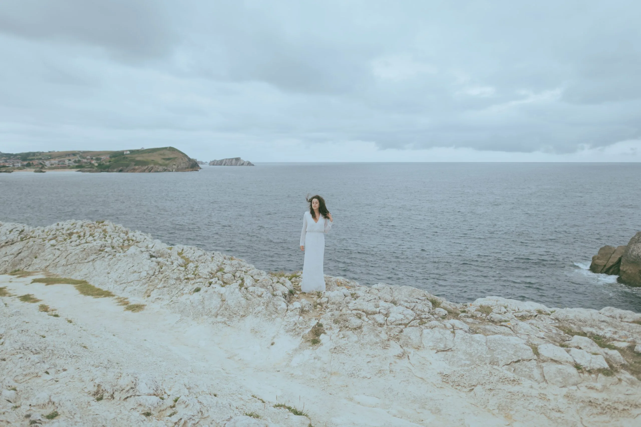 Wedding photographer Barcelona Bridal avenue
