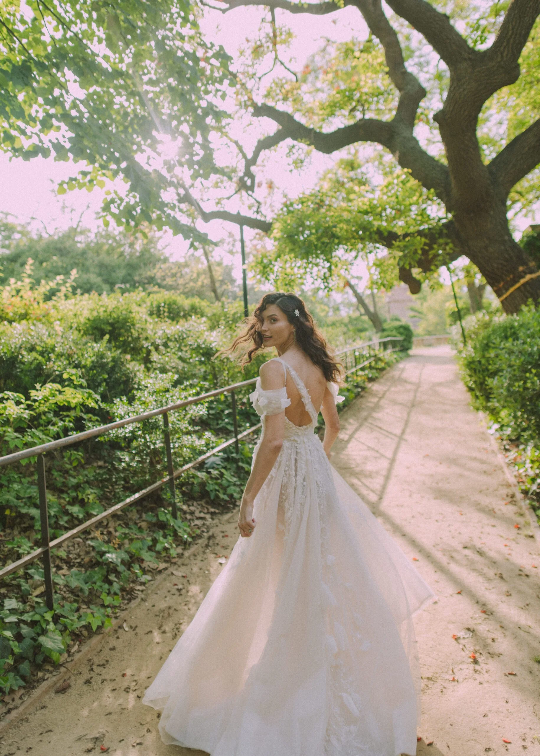 Wedding photographer in Barcelona - Wedding Cake Close-Up