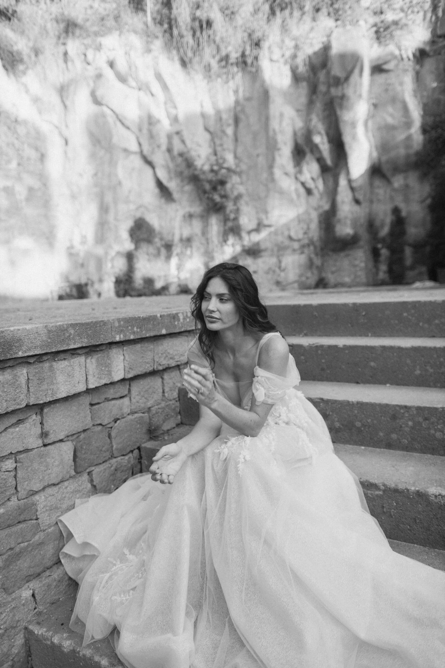 Wedding photographer in Barcelona - Wedding Couple Portrait in Nature