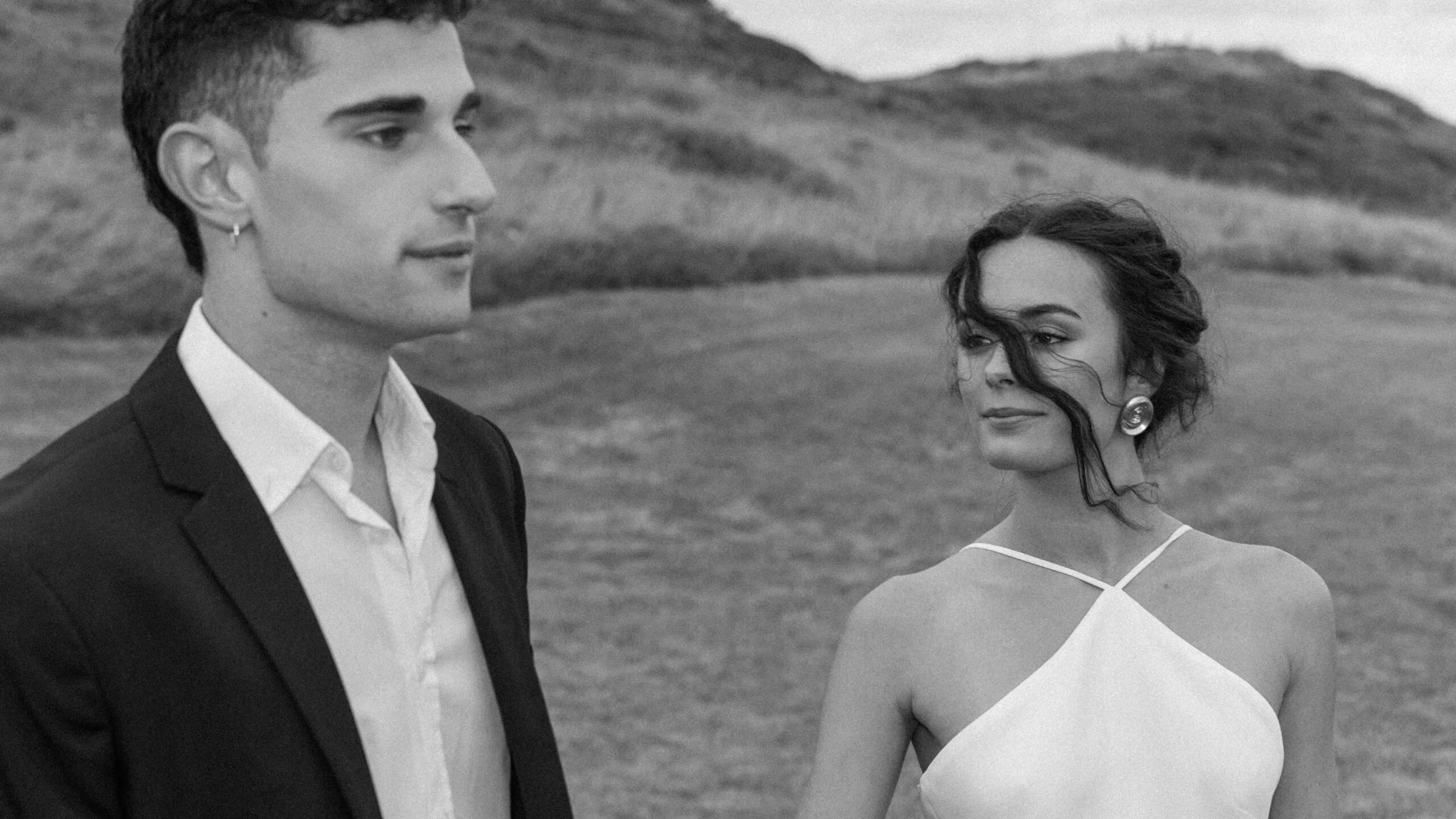 Sesión de fotos en la costa cántabra para bodas exclusivas