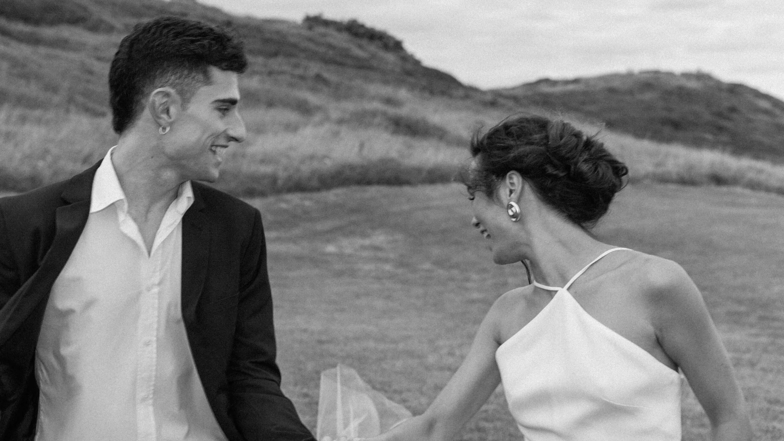 Fotografía de boda lujosa en la playa de Santander