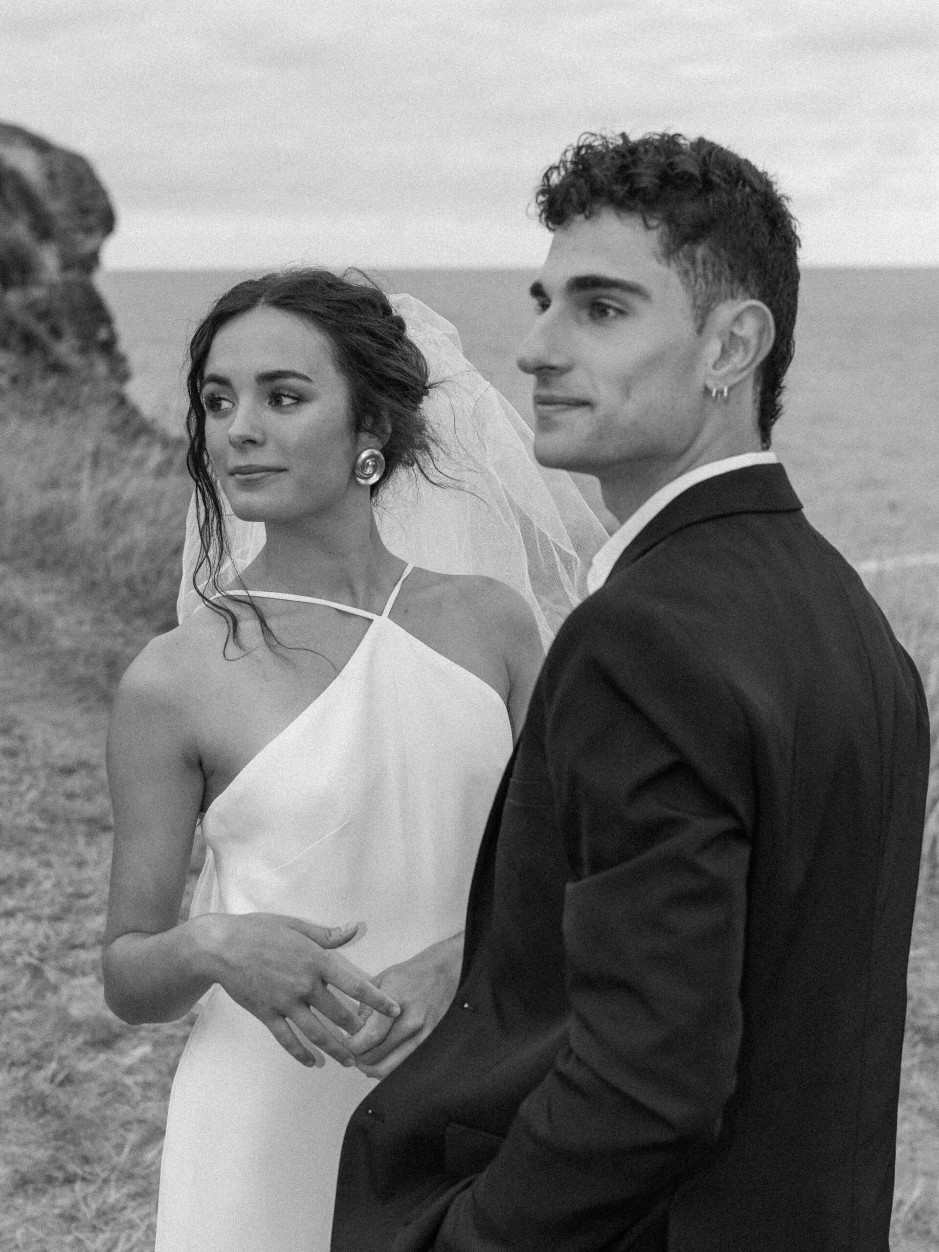 Boda exclusiva con decoraciones elegantes en la playa de Cantabria