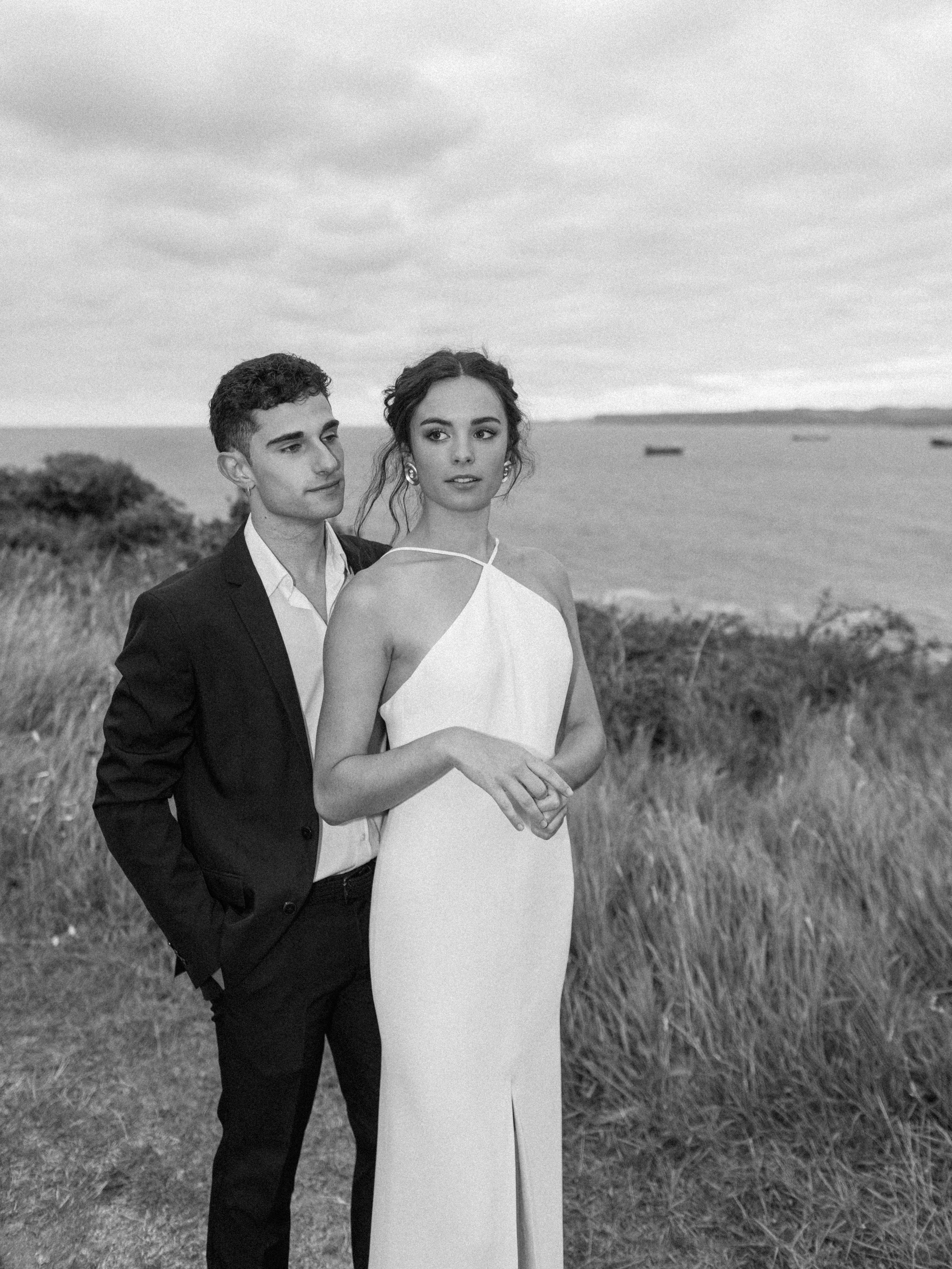 Decoración de boda sofisticada en la playa de Cantabria