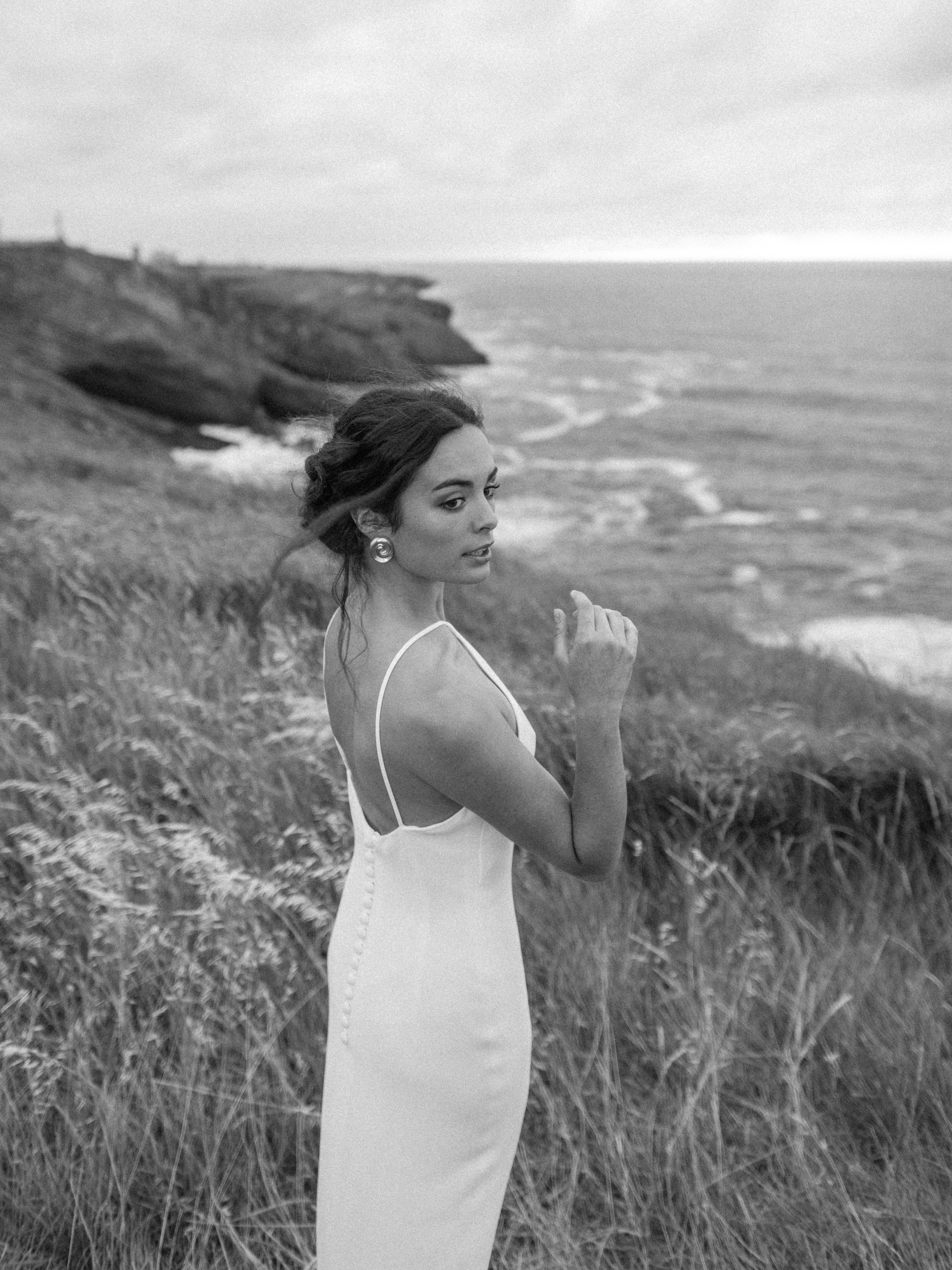 Boda sofisticada en la playa con decoración exclusiva en Cantabria