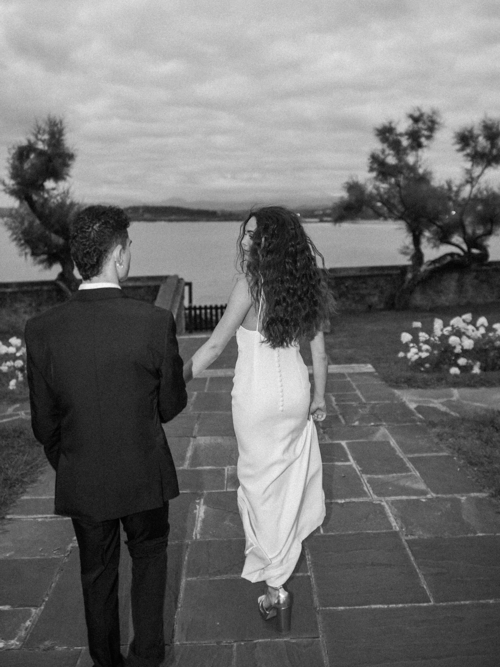 Momentos especiales de una boda lujosa frente al mar en Santander