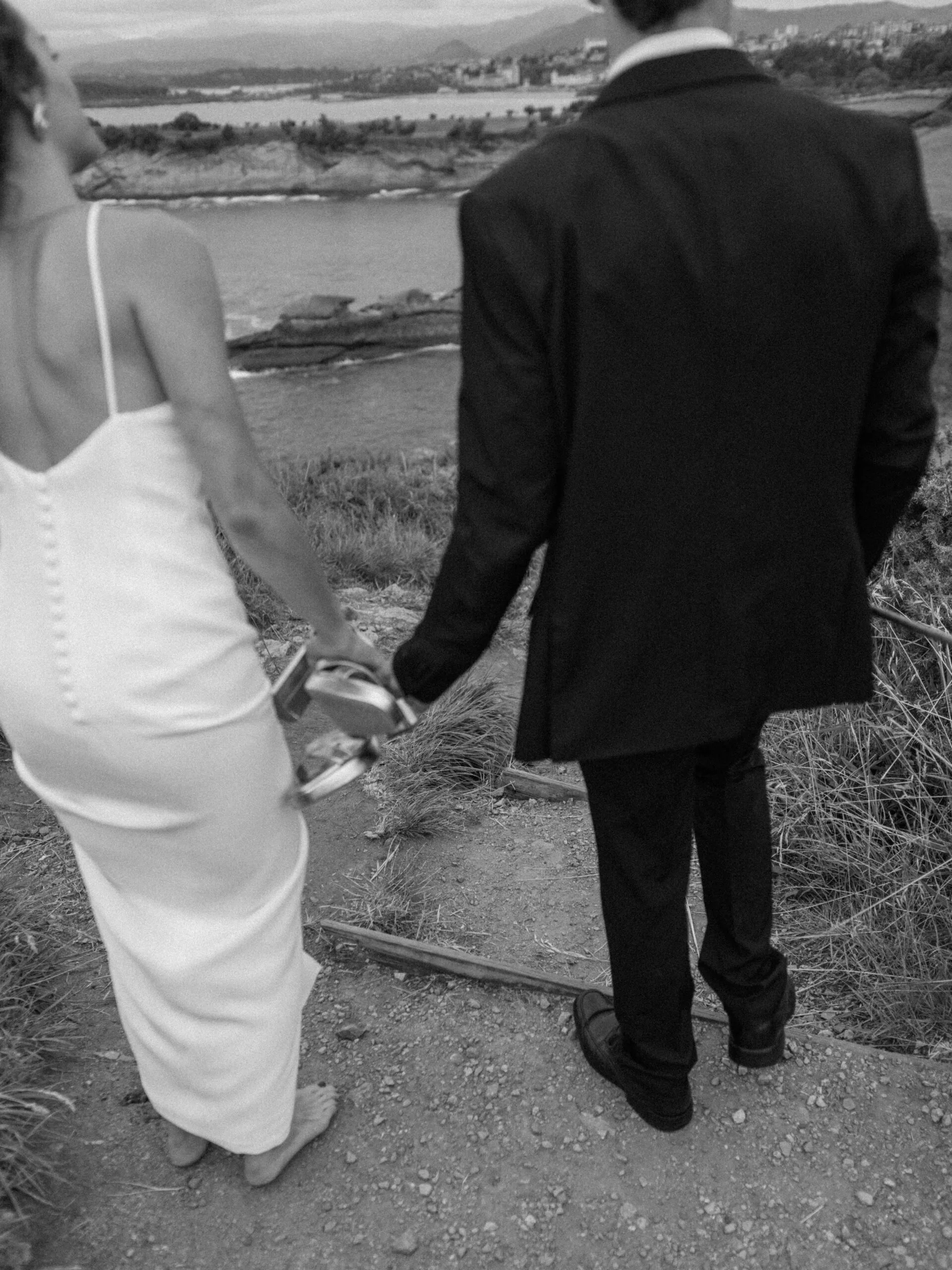 Boda elegante en Cantabria con vistas panorámicas al océano y detalles lujosos