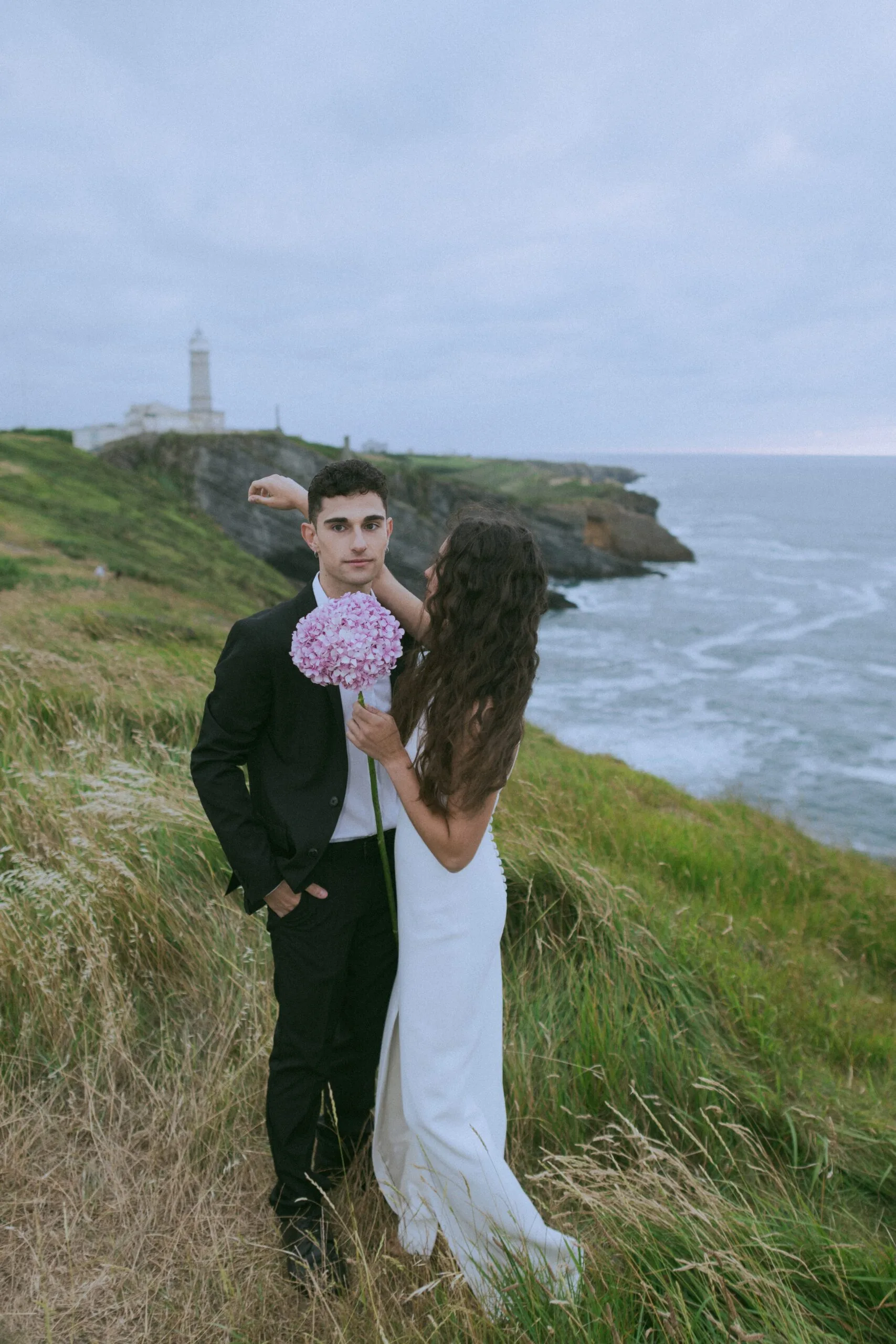 Celebración de boda íntima en la costa de Cantabria
