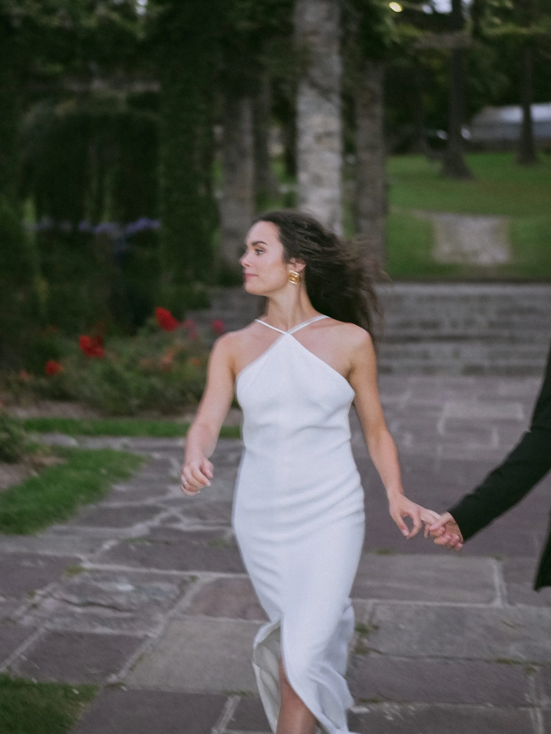 Boda de lujo en la playa con decoraciones elegantes en Cantabria