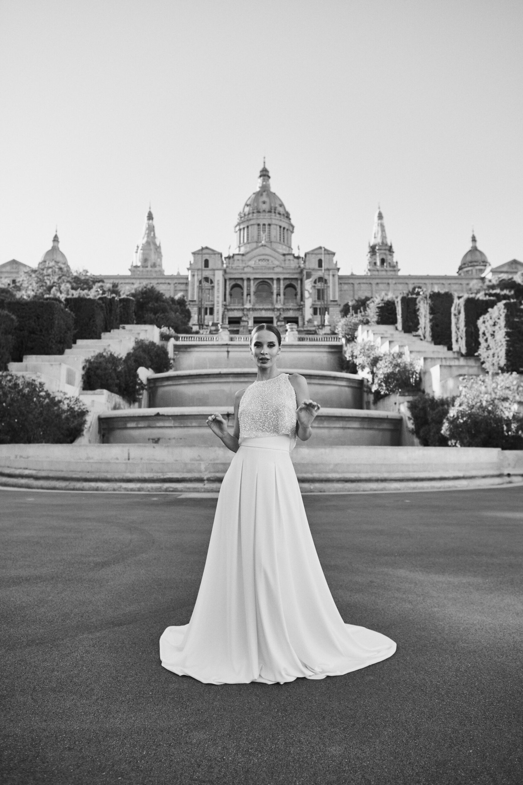 Wedding photographer Barcelona Bridal avenue