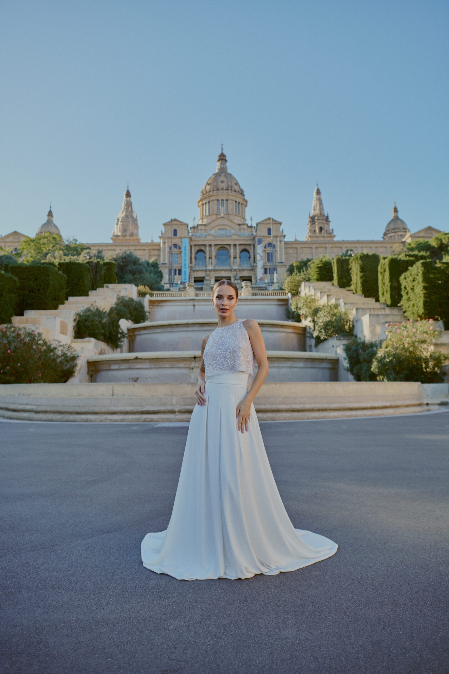 Wedding photographer Barcelona Bridal avenue