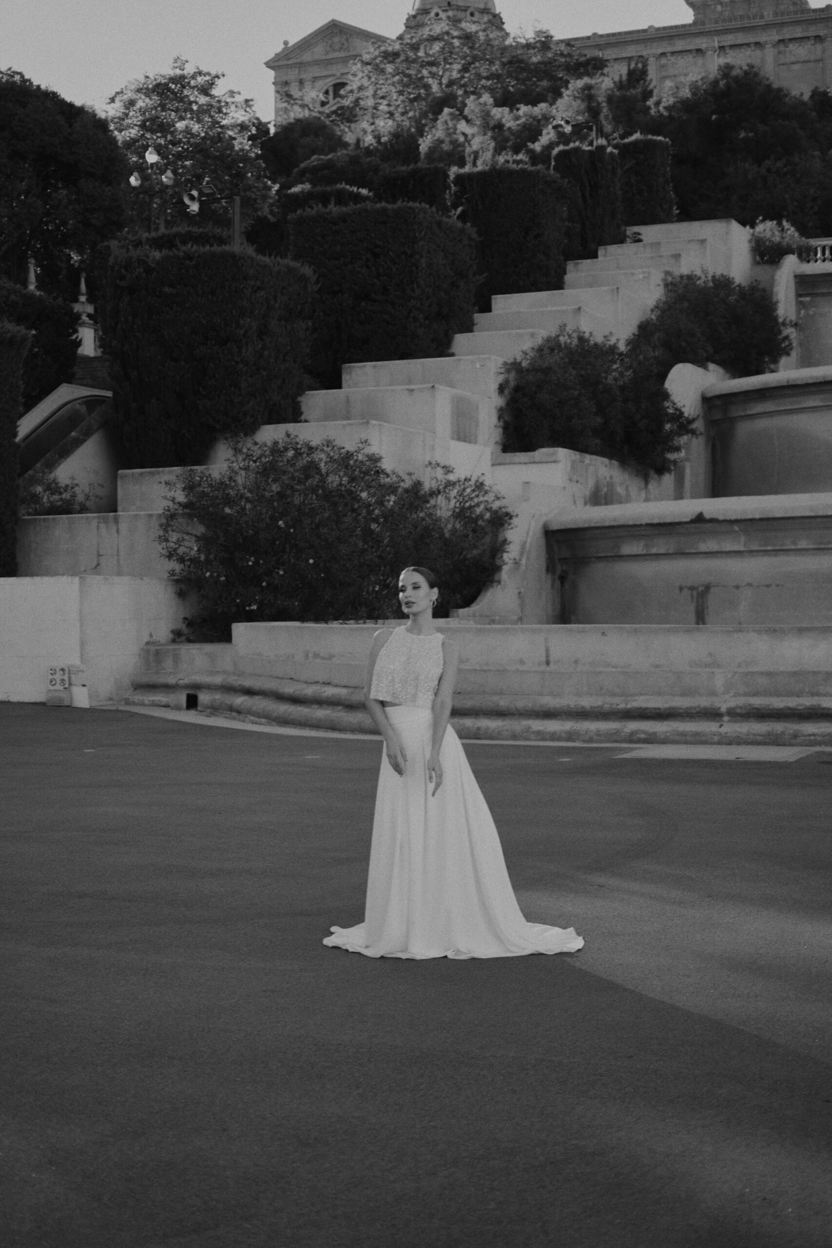 Wedding photographer Barcelona Bridal avenue