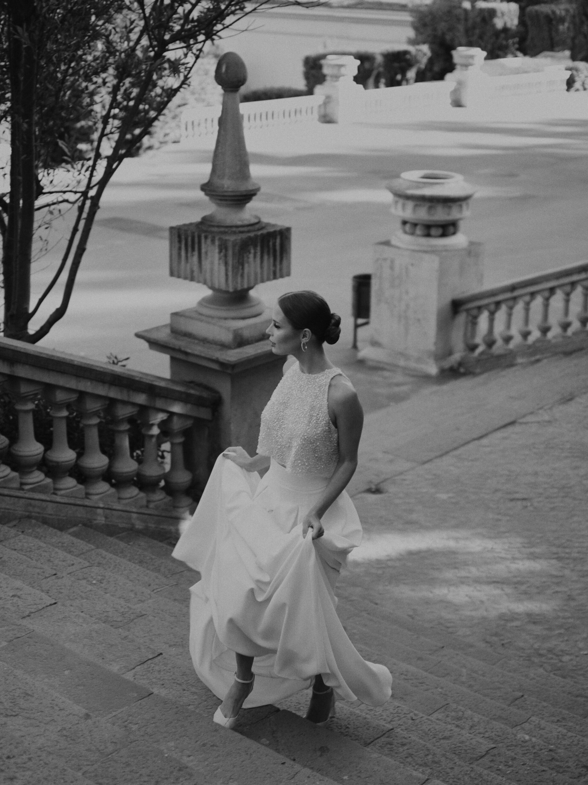 Wedding photographer Barcelona Bridal - photos with bridal dress