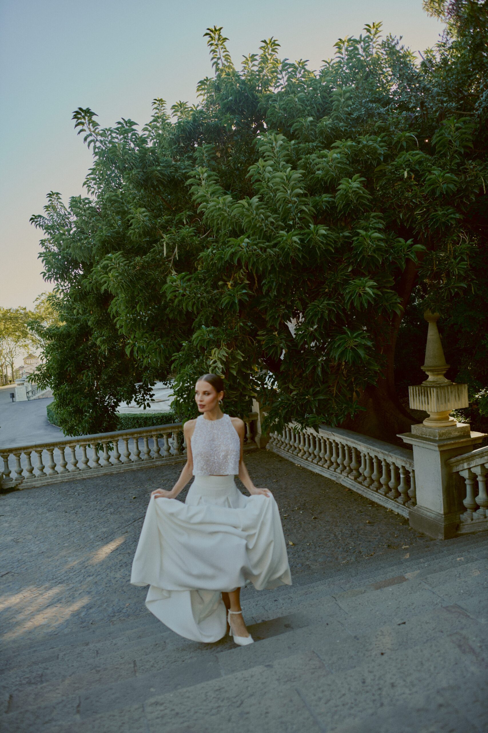 Wedding photographer Barcelona Bridal avenue