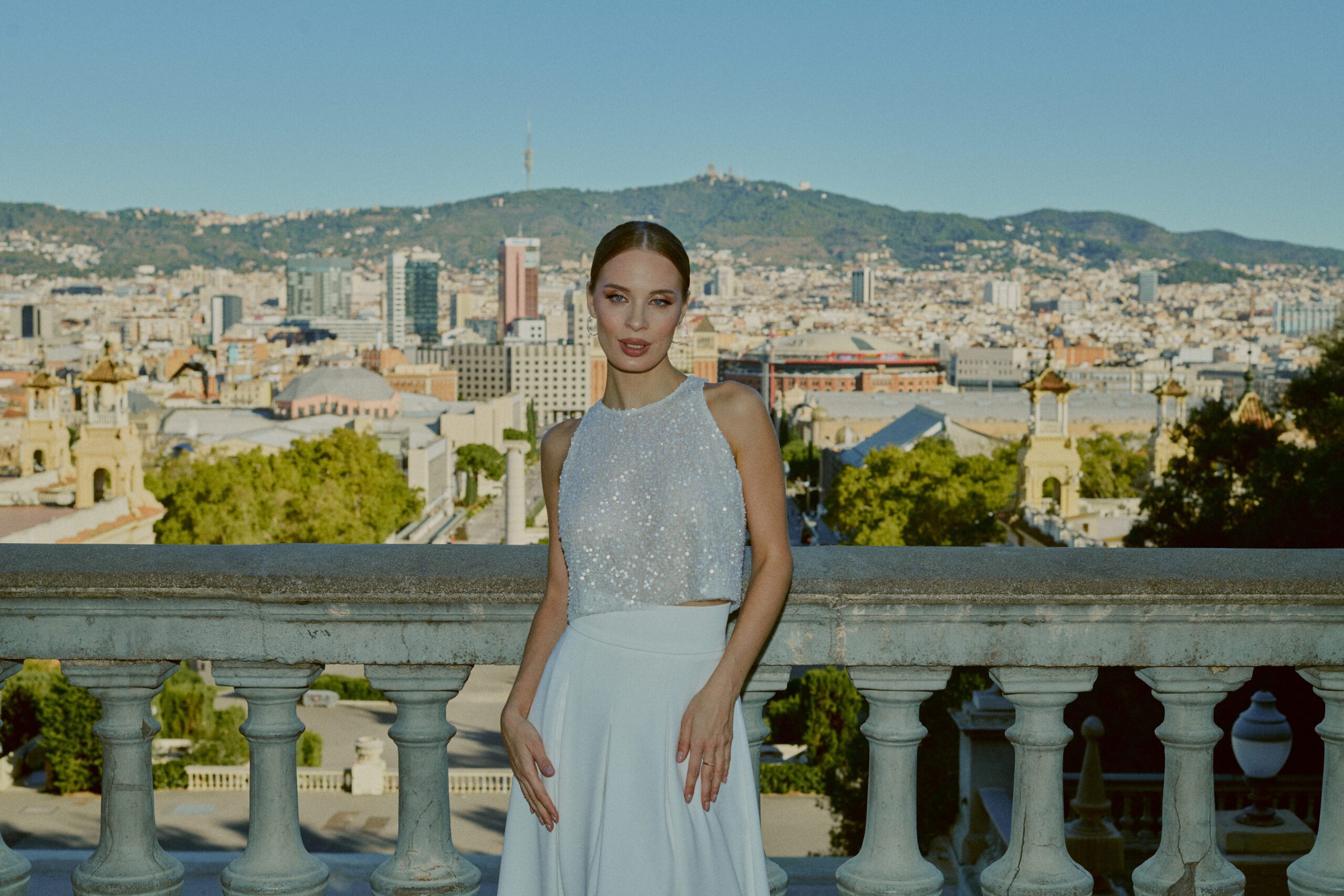 Wedding photographer Barcelona Bridal avenue