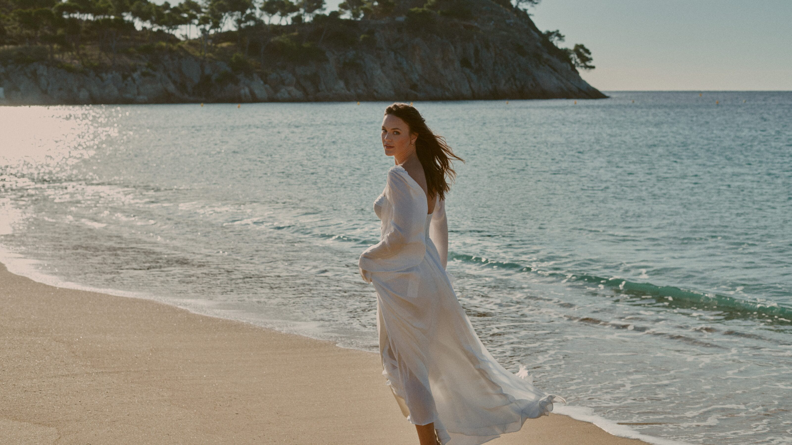 Wedding photographer Barcelona Bridal avenue