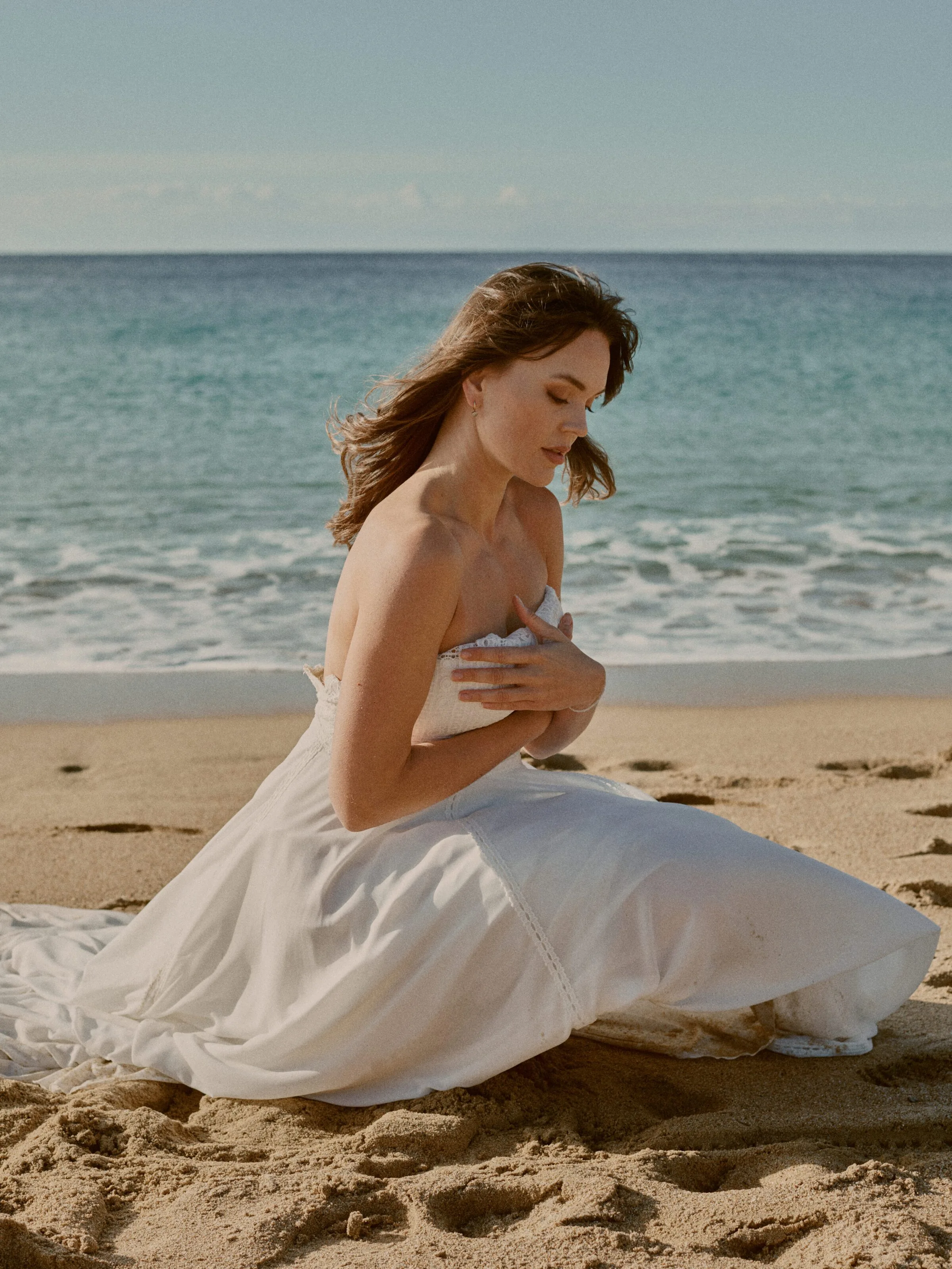 Wedding photographer Barcelona Bridal - photos with bridal dress