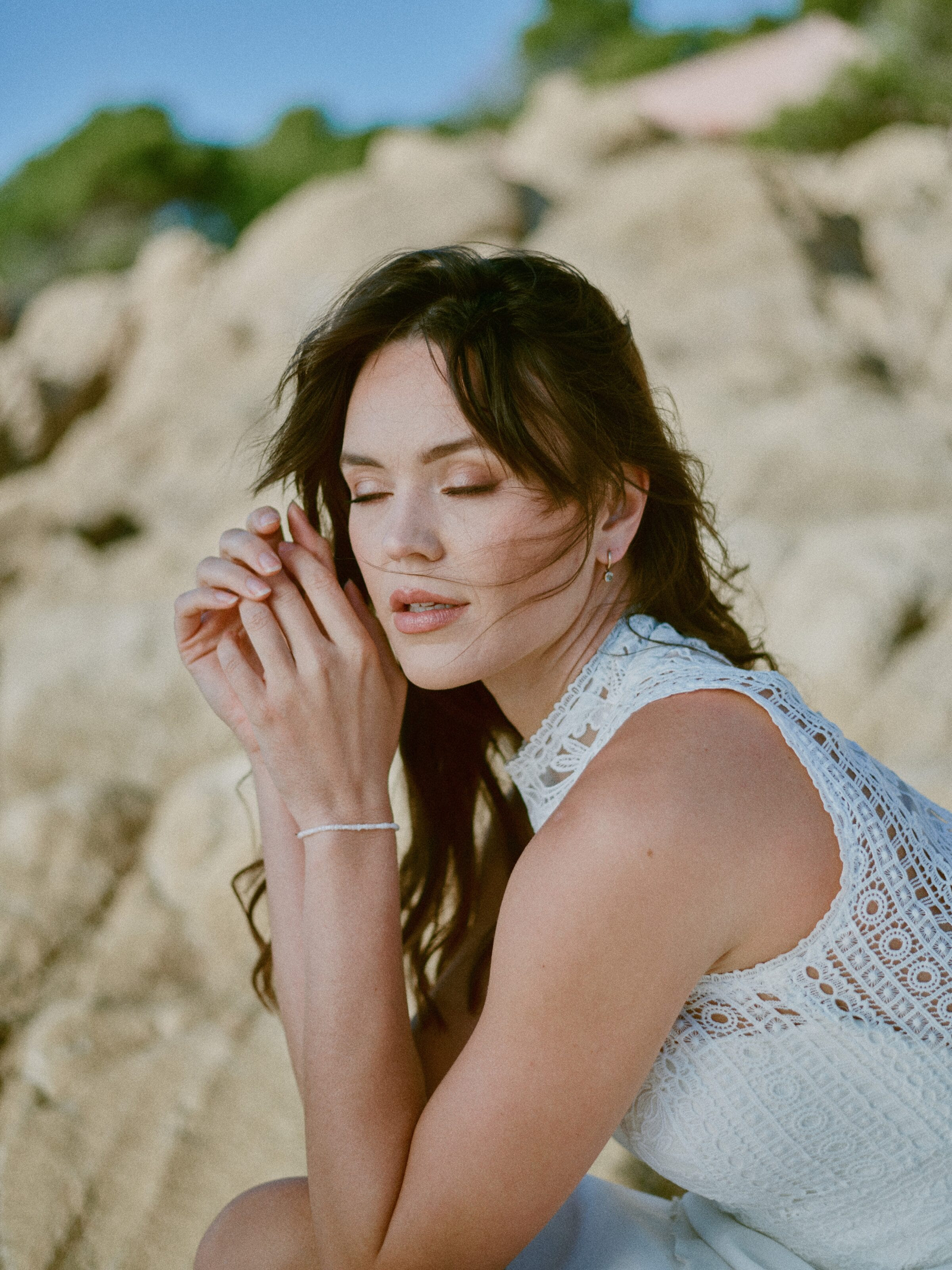 Wedding photographer Barcelona Bridal - photos with bridal dress