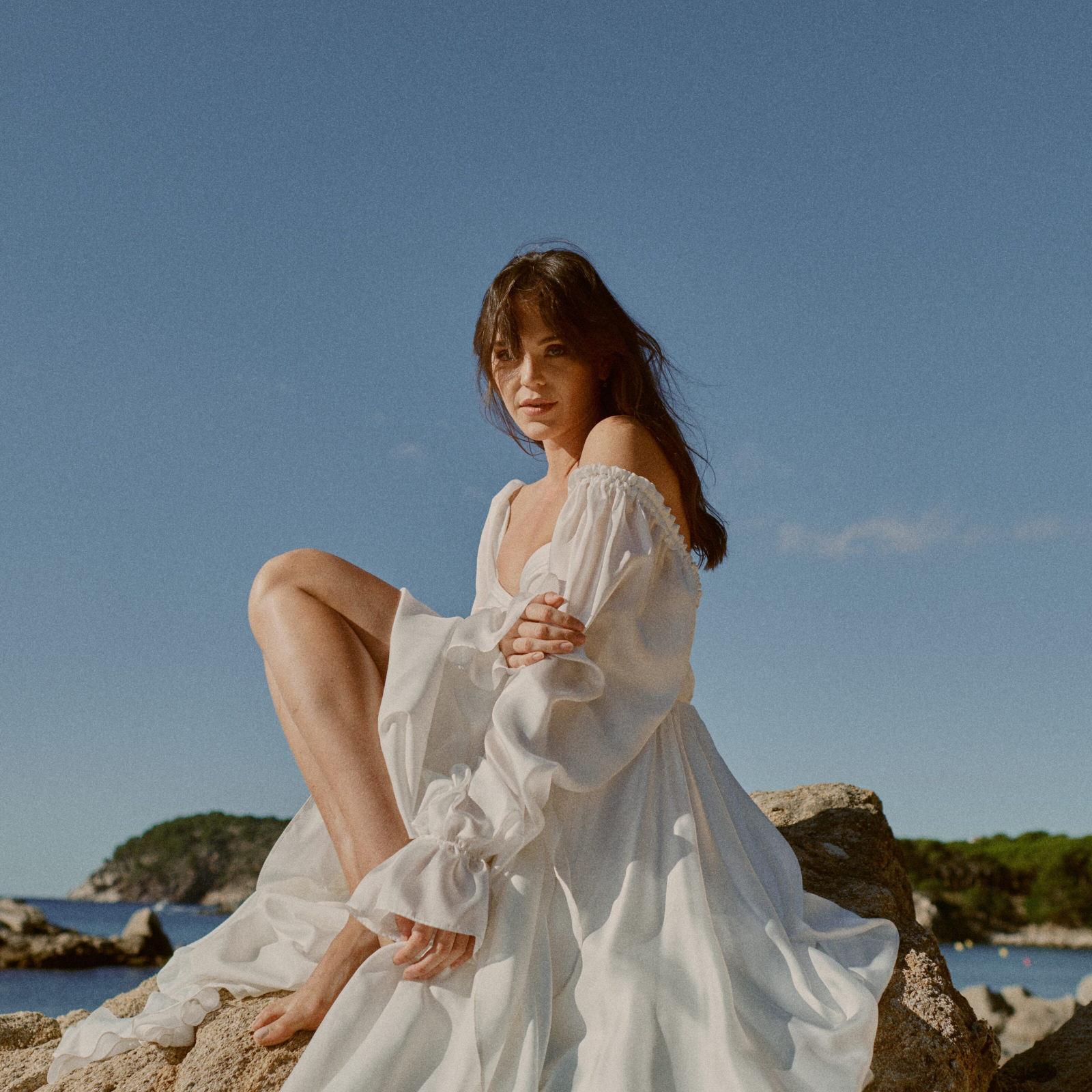 Wedding photographer Barcelona Bridal - photos with bridal dress