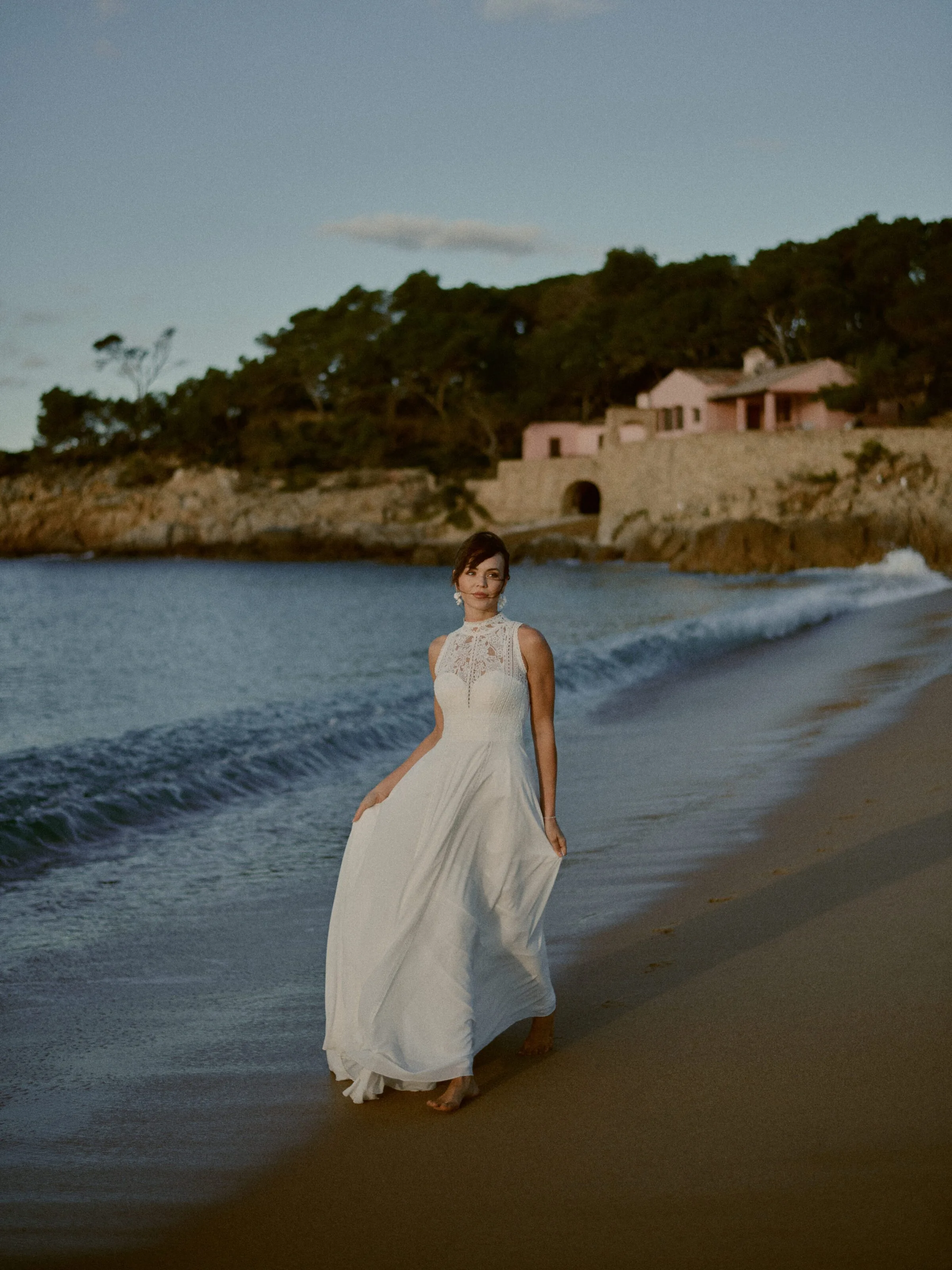 Wedding photographer Barcelona Bridal avenue