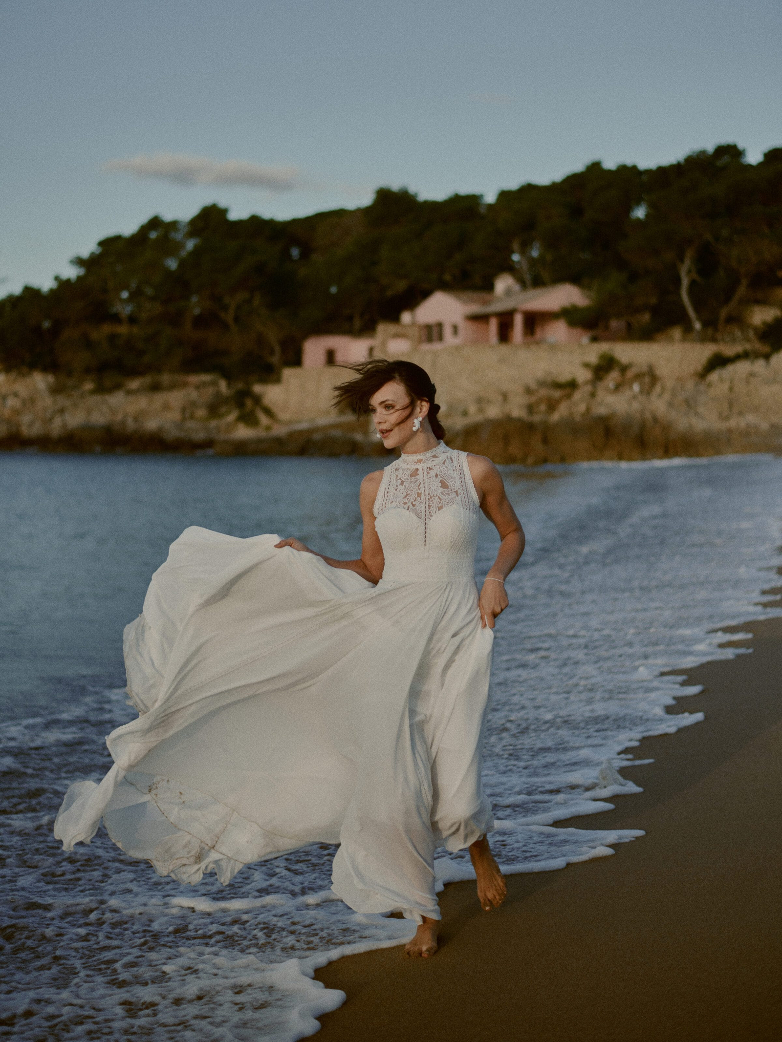Wedding photographer Barcelona Bridal avenue
