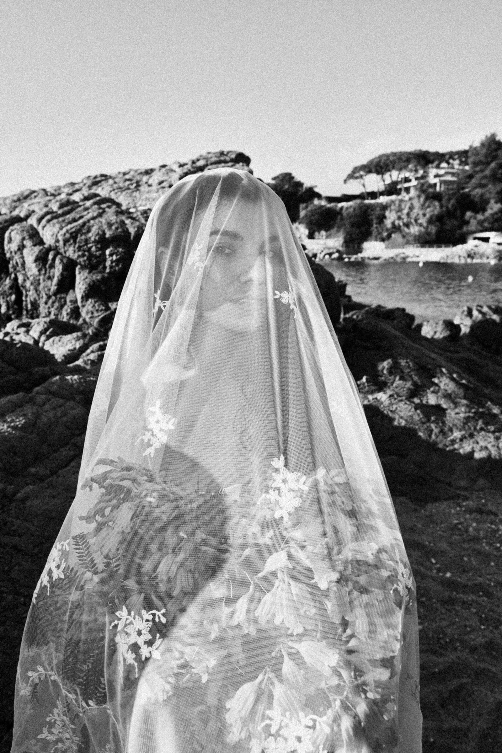 Elegant bridal pose