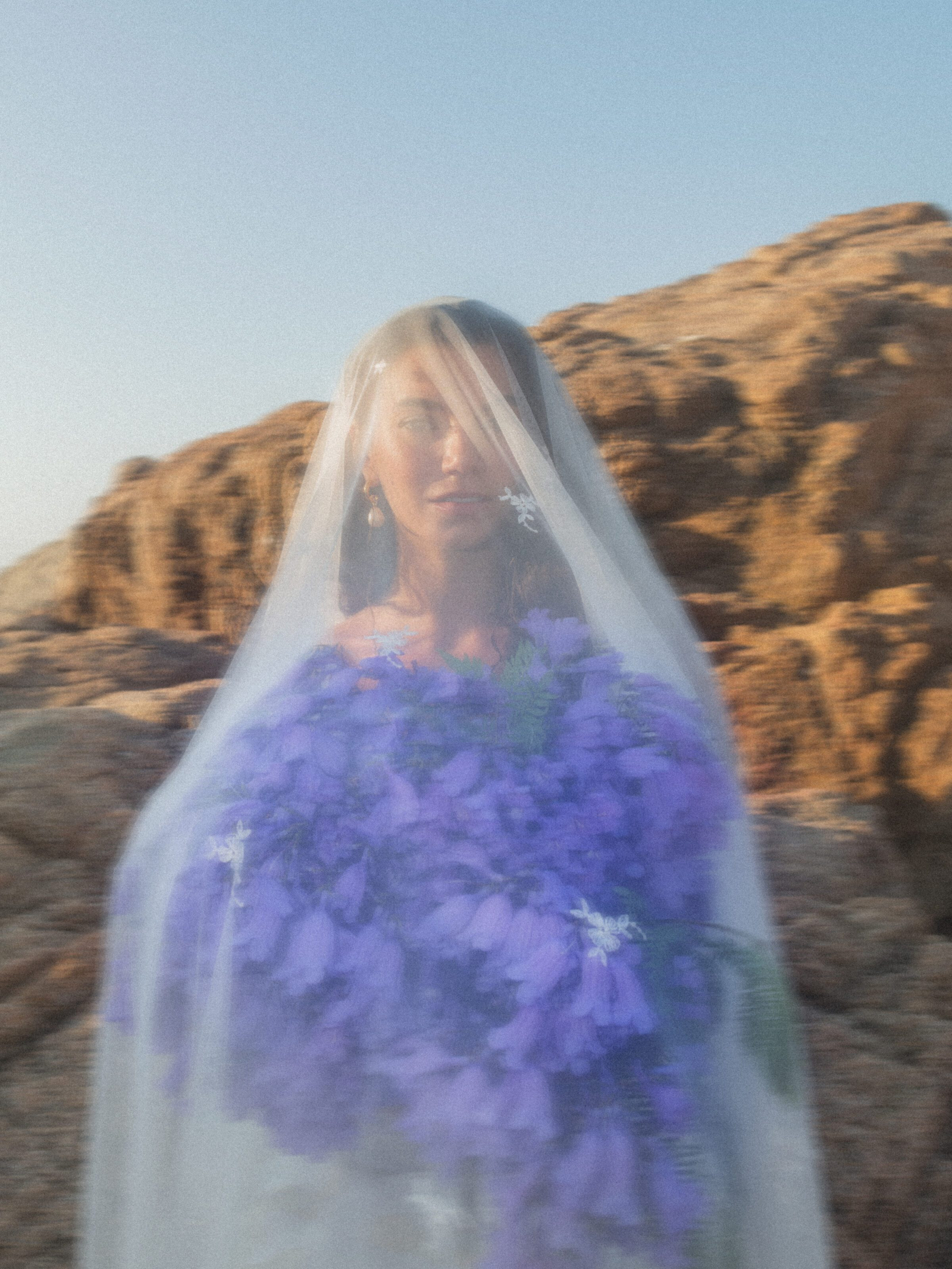 Bride with floral details