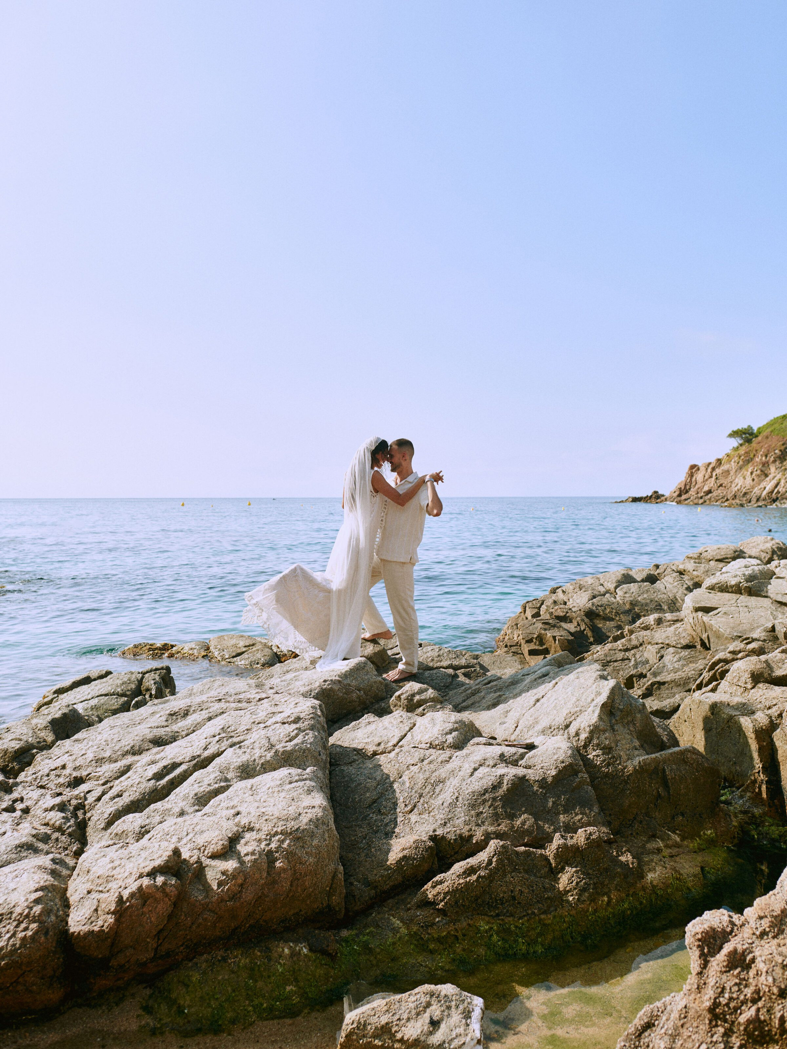 Capturing Love: Barcelona Wedding Photoshoot
