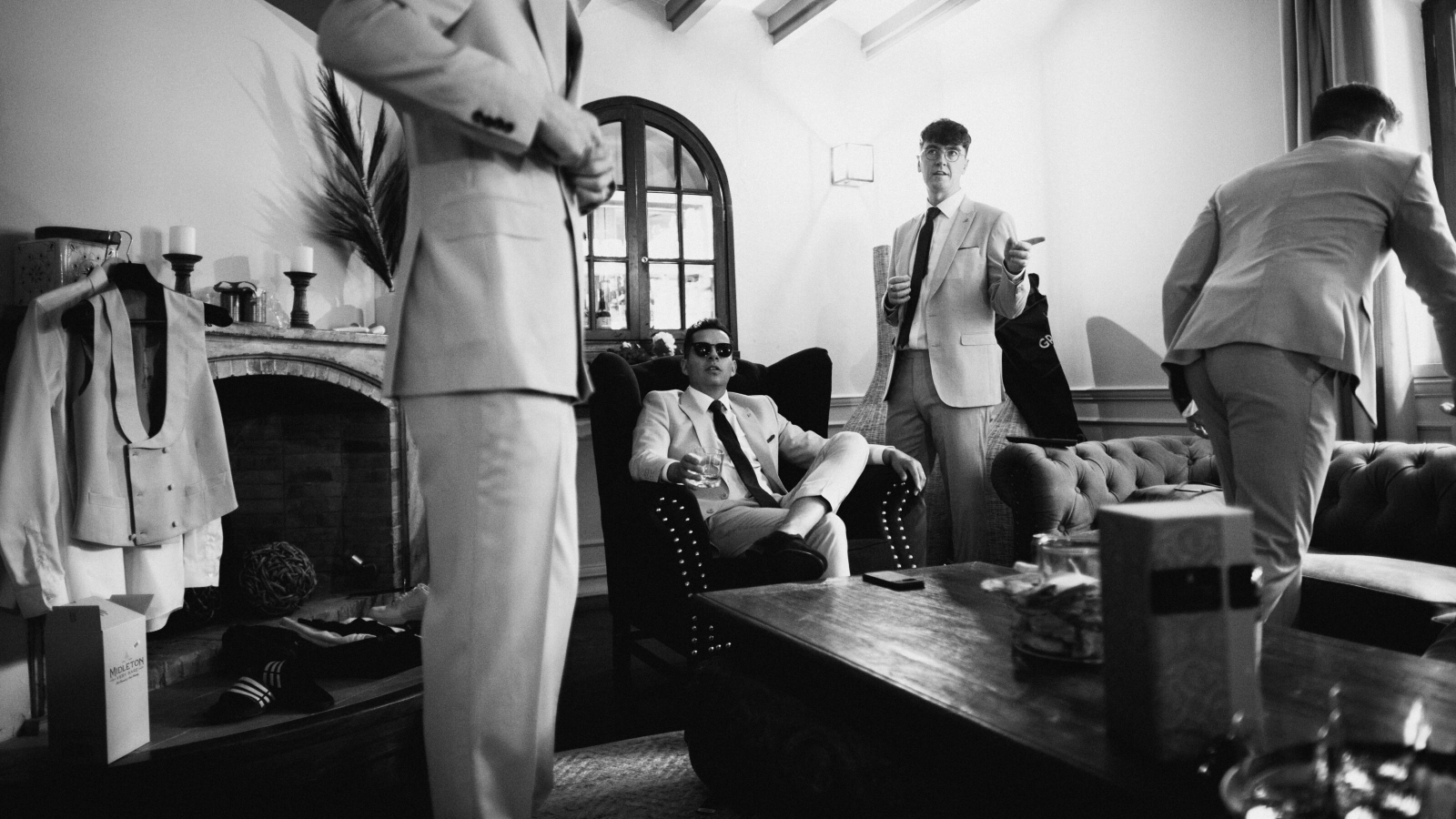 Wedding photographer in Barcelona at La Farinera with authentic wedding photographer