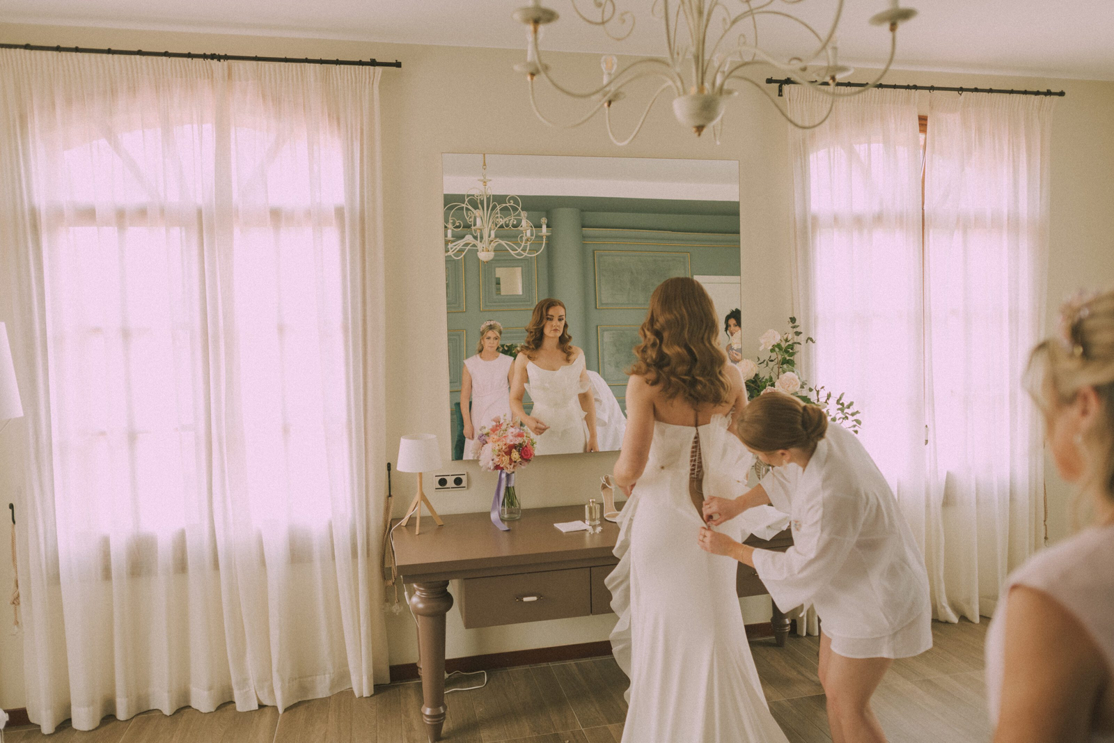 Wedding photographer in Barcelona at La Farinera with luxury wedding look Catalonia