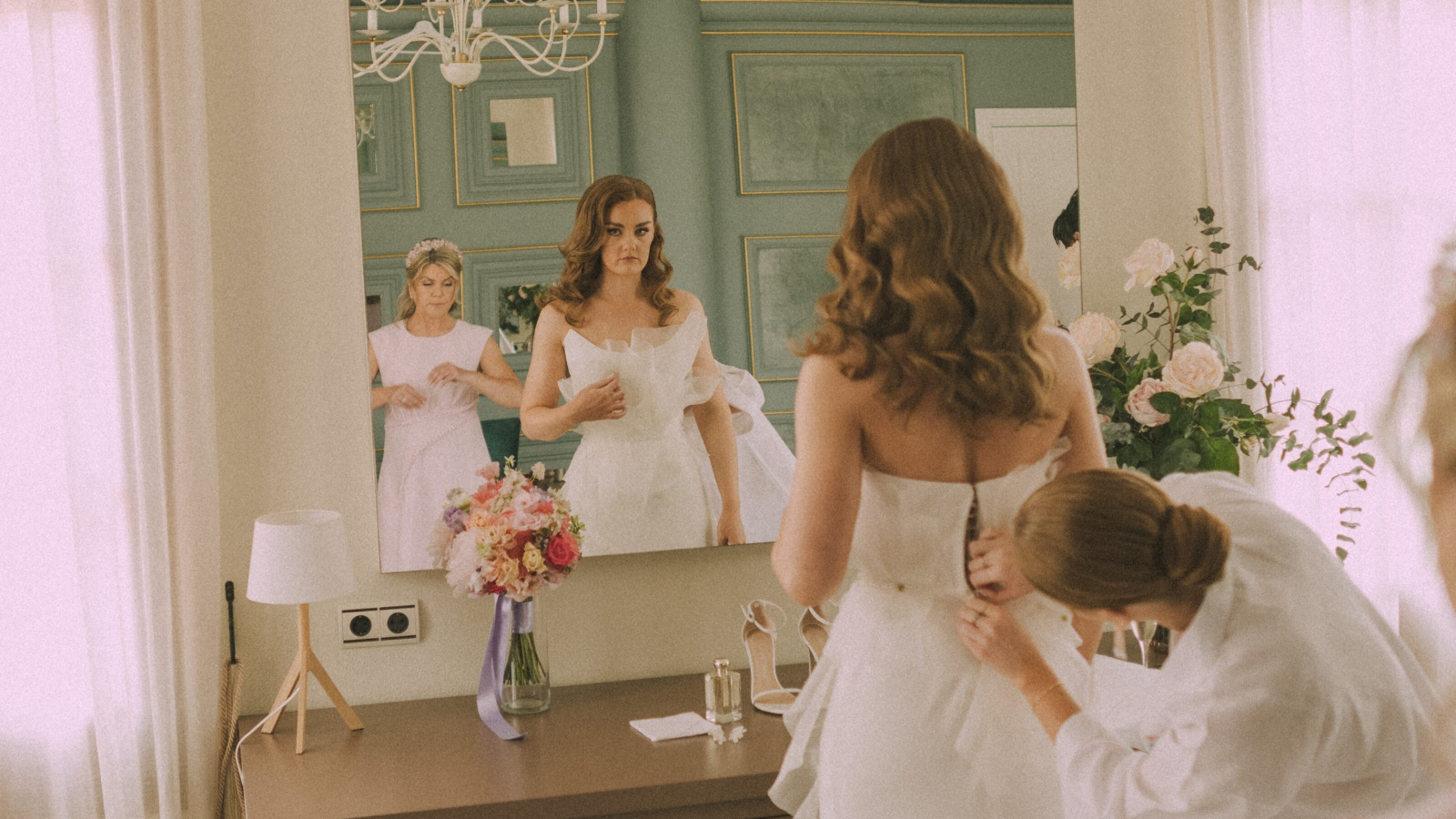 Wedding photographer in Barcelona at La Farinera with vintage wedding look Catalonia