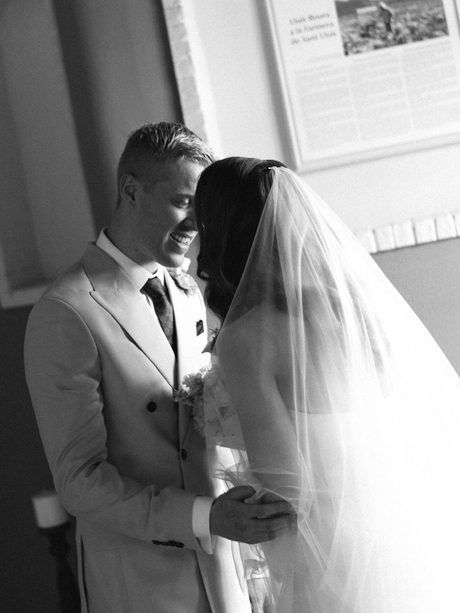 Wedding photographer in Barcelona at La Farinera with luxury wedding style Barcelona