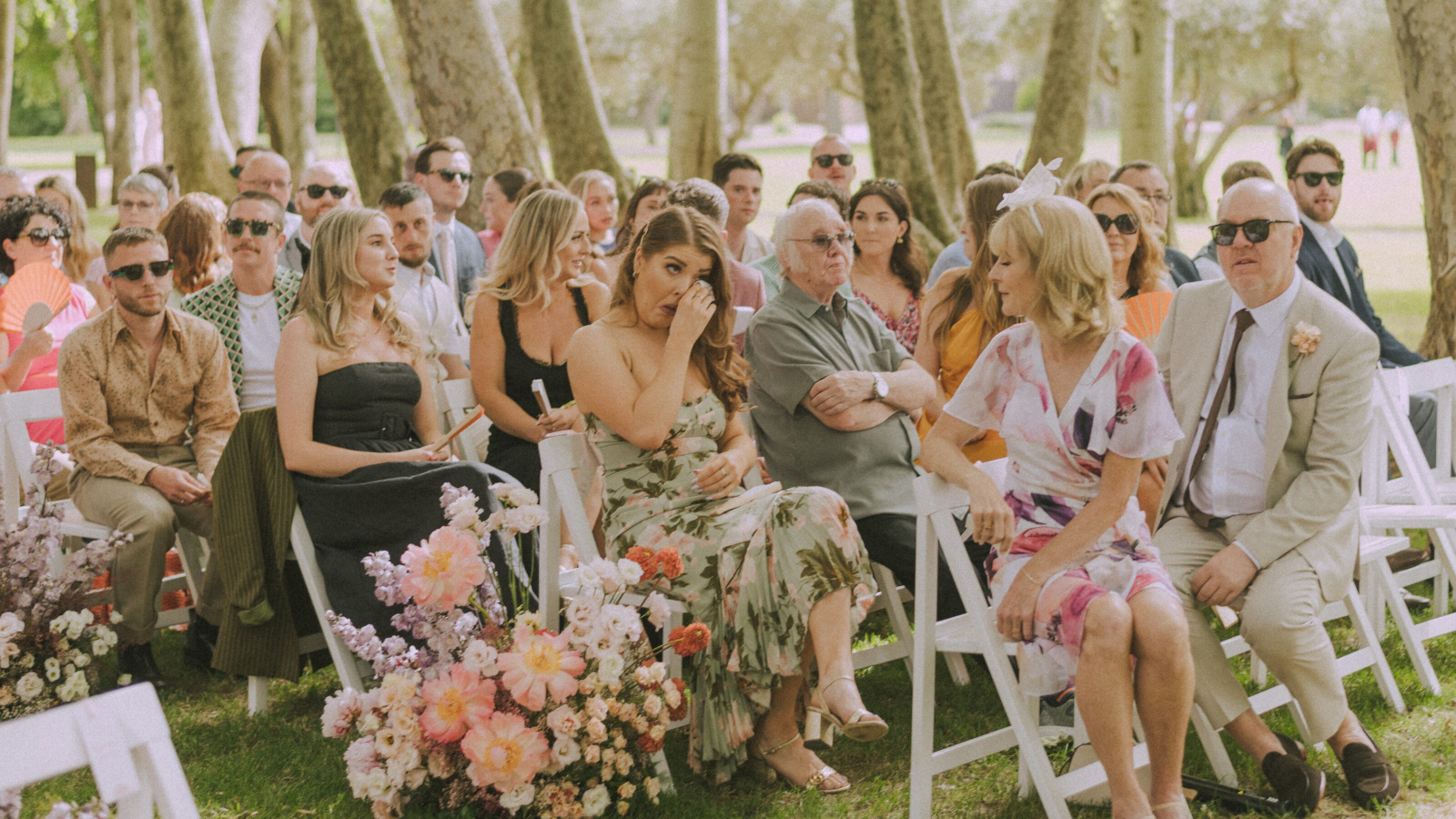 Wedding photographer in Barcelona at La Farinera with vintage wedding look