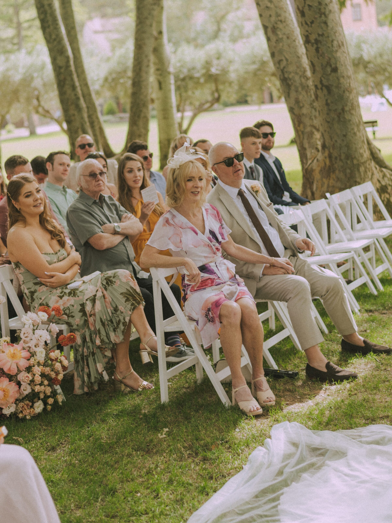 Wedding photographer in Barcelona at La Farinera with real wedding photography