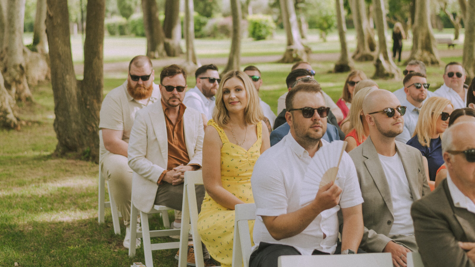 Wedding photographer in Barcelona at La Farinera with candid wedding photography