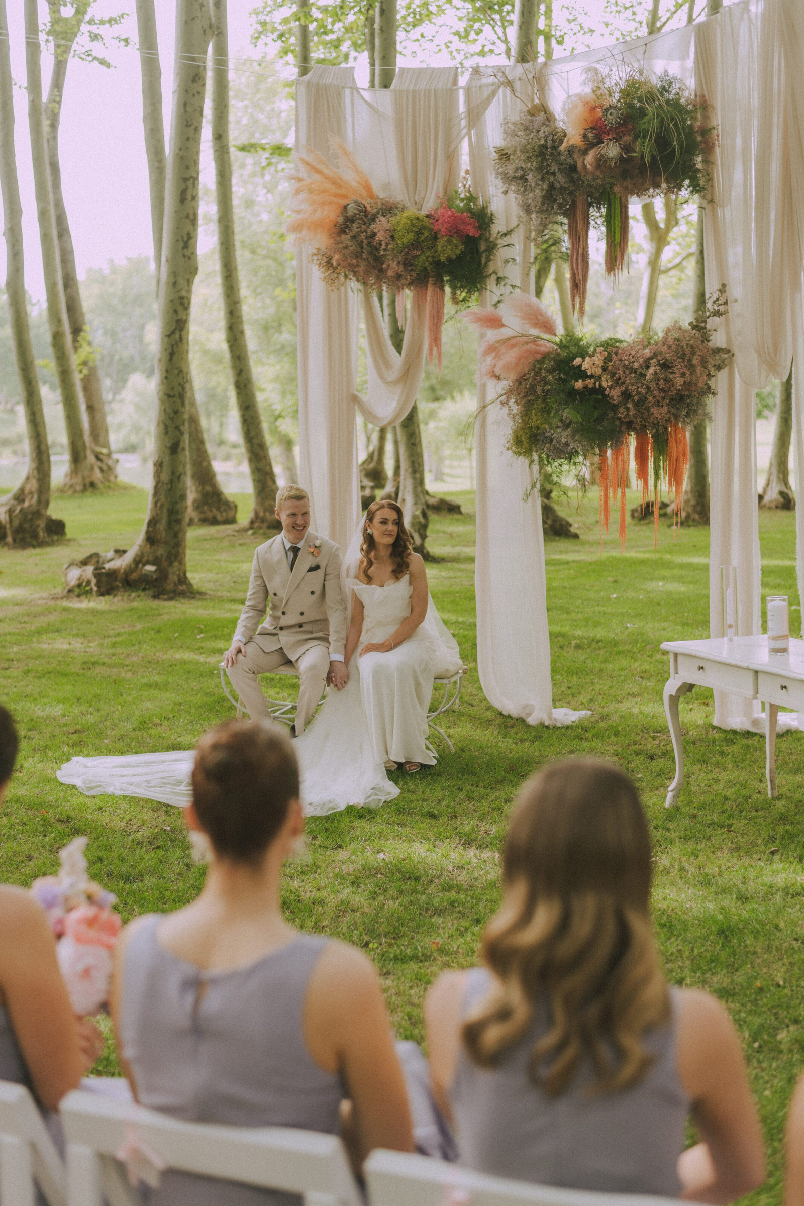 Wedding photographer in Barcelona at La Farinera with professional photography