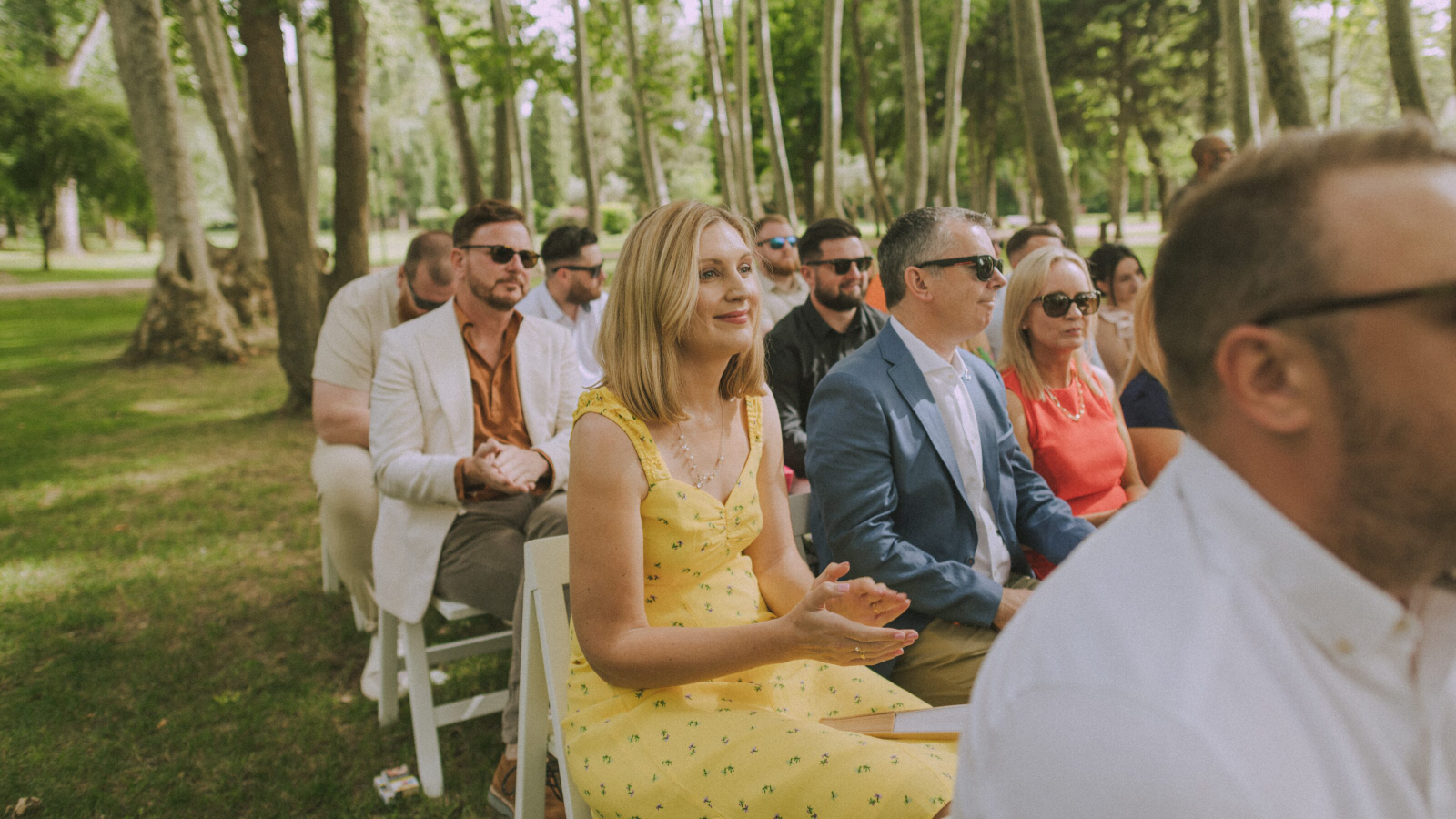 Wedding photographer in Barcelona at La Farinera with vintage photography