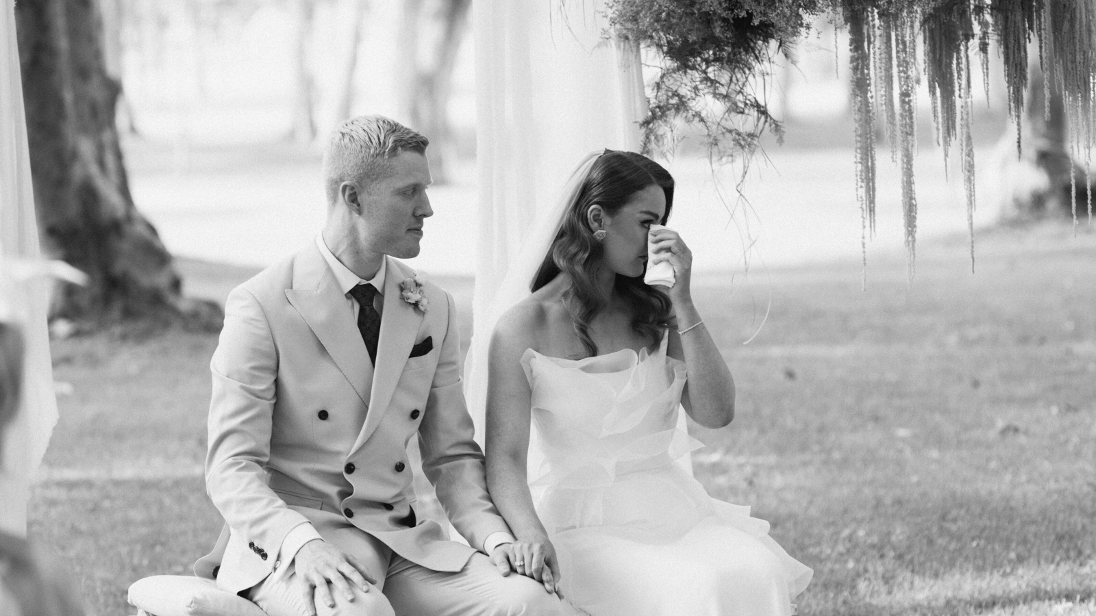 Wedding photographer in Barcelona at La Farinera with luxury approach