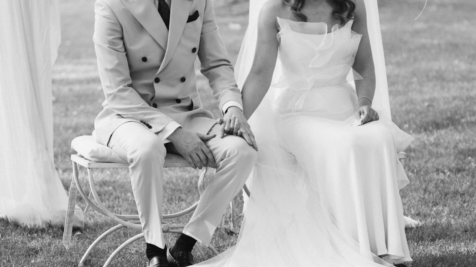 Candid wedding photographer at La Farinera capturing real emotions in Barcelona