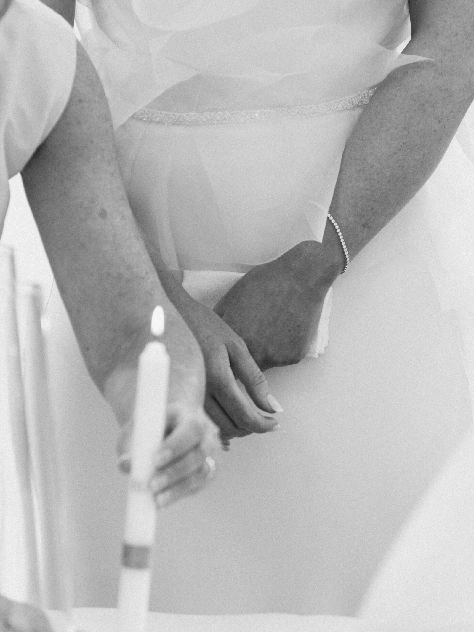 Authentic wedding celebration at La Farinera with film techniques, Barcelona
